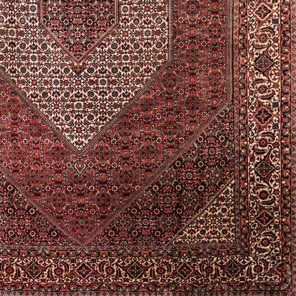 Kategoriebild: Klassische Designs - Bidjar / Perserteppiche / Orientteppiche / © Daniel Khademi, Jupiter Intl.