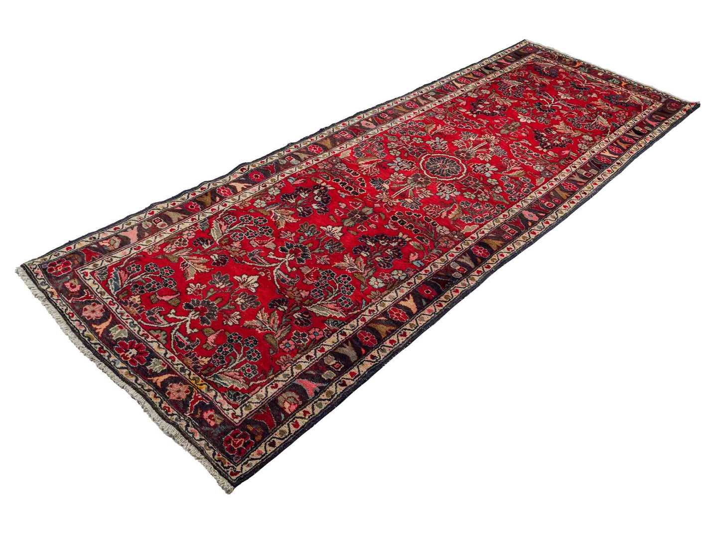 Feiner, handgeknüpfter, persischer Hamedan Dorfteppich aus Wolle von Khademi. Farbe: Rot. 305 x 108 cm. Vertrieb durch JUPITER Intl.
