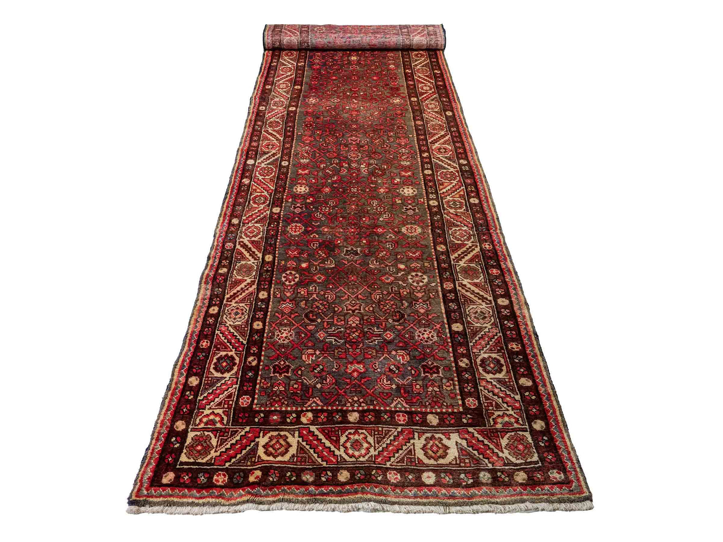 Feiner, handgeknüpfter, persischer Hamedan Dorfteppich aus Wolle von Khademi. Farbe: Rot. 440 x 114 cm. Vertrieb durch JUPITER Intl.