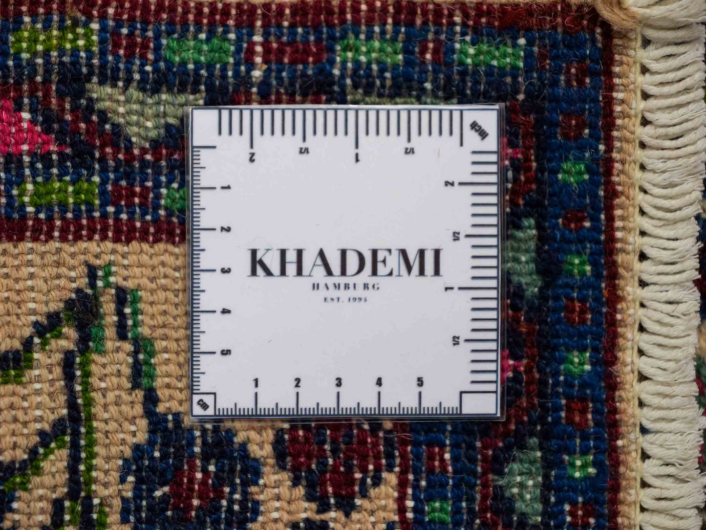 Handgeknüpfter, persischer Hamedan Dorfteppich aus Wolle von Khademi. Größe: 72 x 52 cm. Farbe: Cremeweiß, blau. Verkauf durch JUPITER Intl.