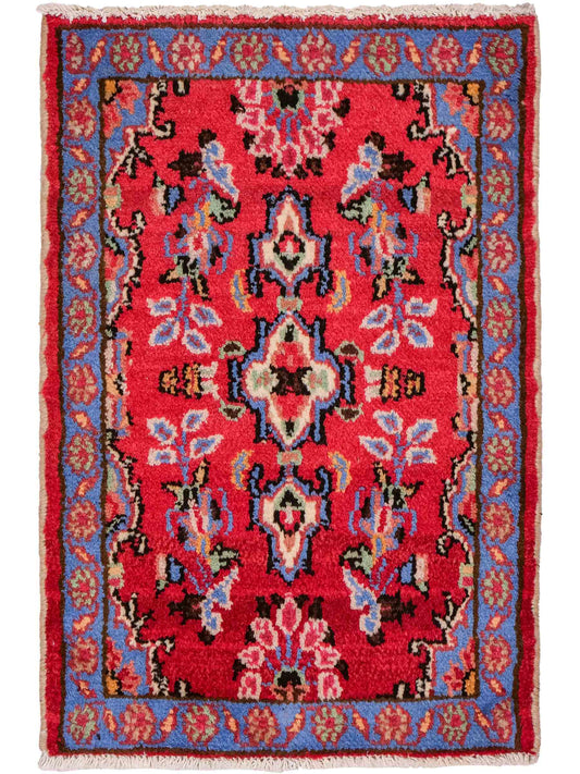 Handgeknüpfter, persischer Hamedan Dorfteppich aus Wolle von Khademi. Größe: 72 x 52 cm. Farbe: Rot. Verkauf durch JUPITER Intl.