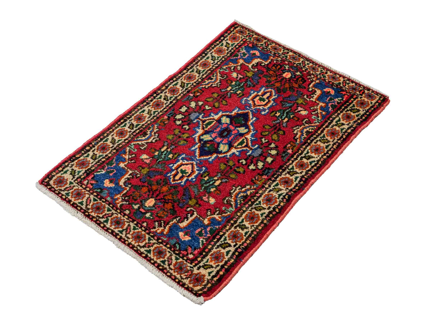 Handgeknüpfter, persischer Hamedan Dorfteppich aus Wolle von Khademi. Größe: 82 x 55 cm. Farbe: Rot. Verkauf durch JUPITER Intl.