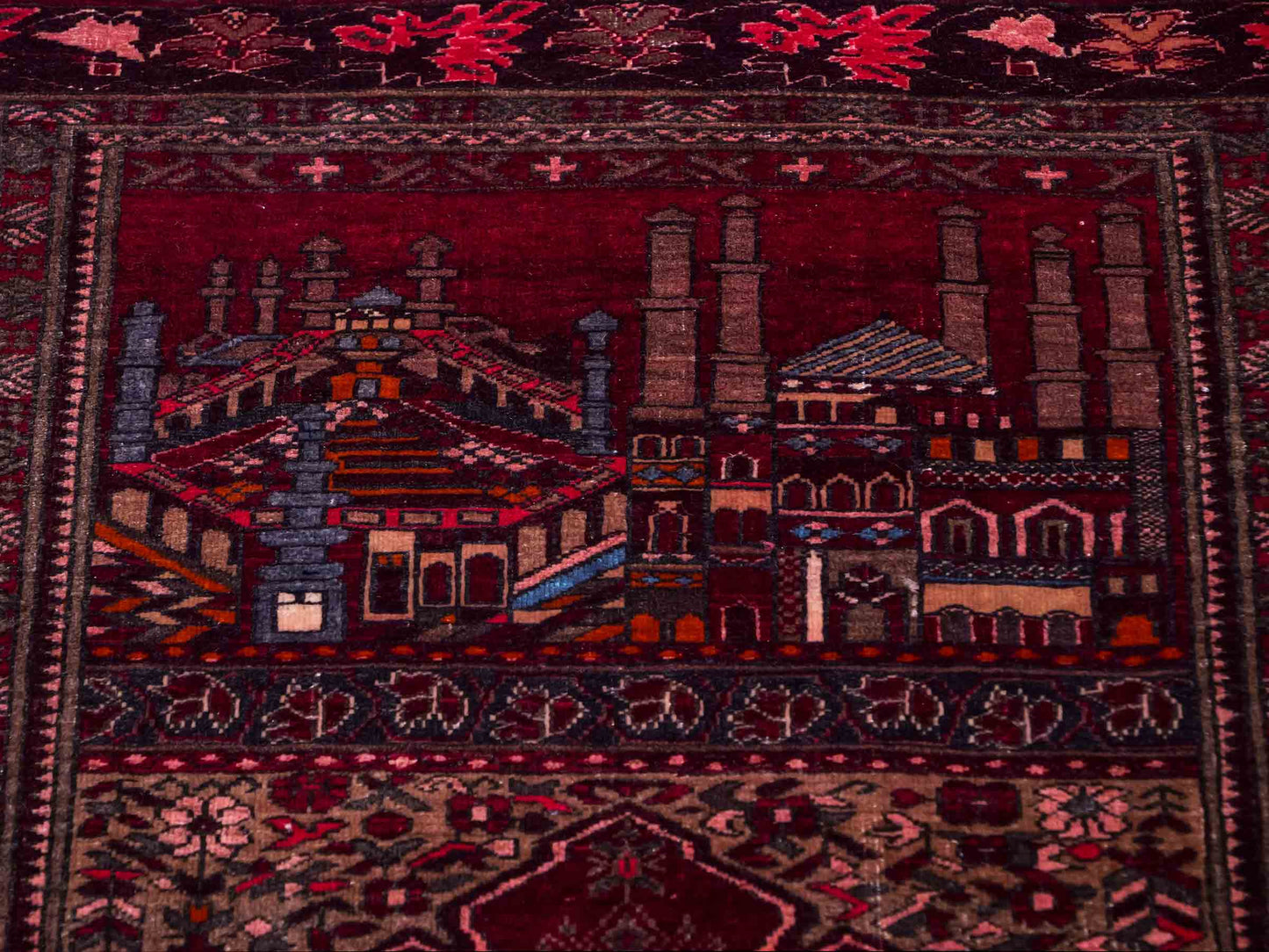 Antiker, handgeknüpfter, afghanischer Belutsch Nomadenteppich aus Wolle von Khademi. Größe: 113 x 84 cm. Farbe: Rot. Verkauf durch JUPITER Intl.