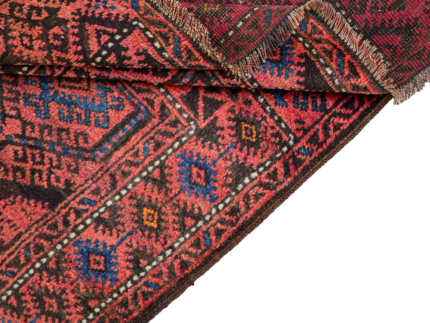 Antiker, handgeknüpfter, afghanischer Belutsch Nomadenteppich aus Wolle von Khademi. Größe: 117 x 77 cm. Farbe: Rot, blau. Verkauf durch JUPITER Intl.