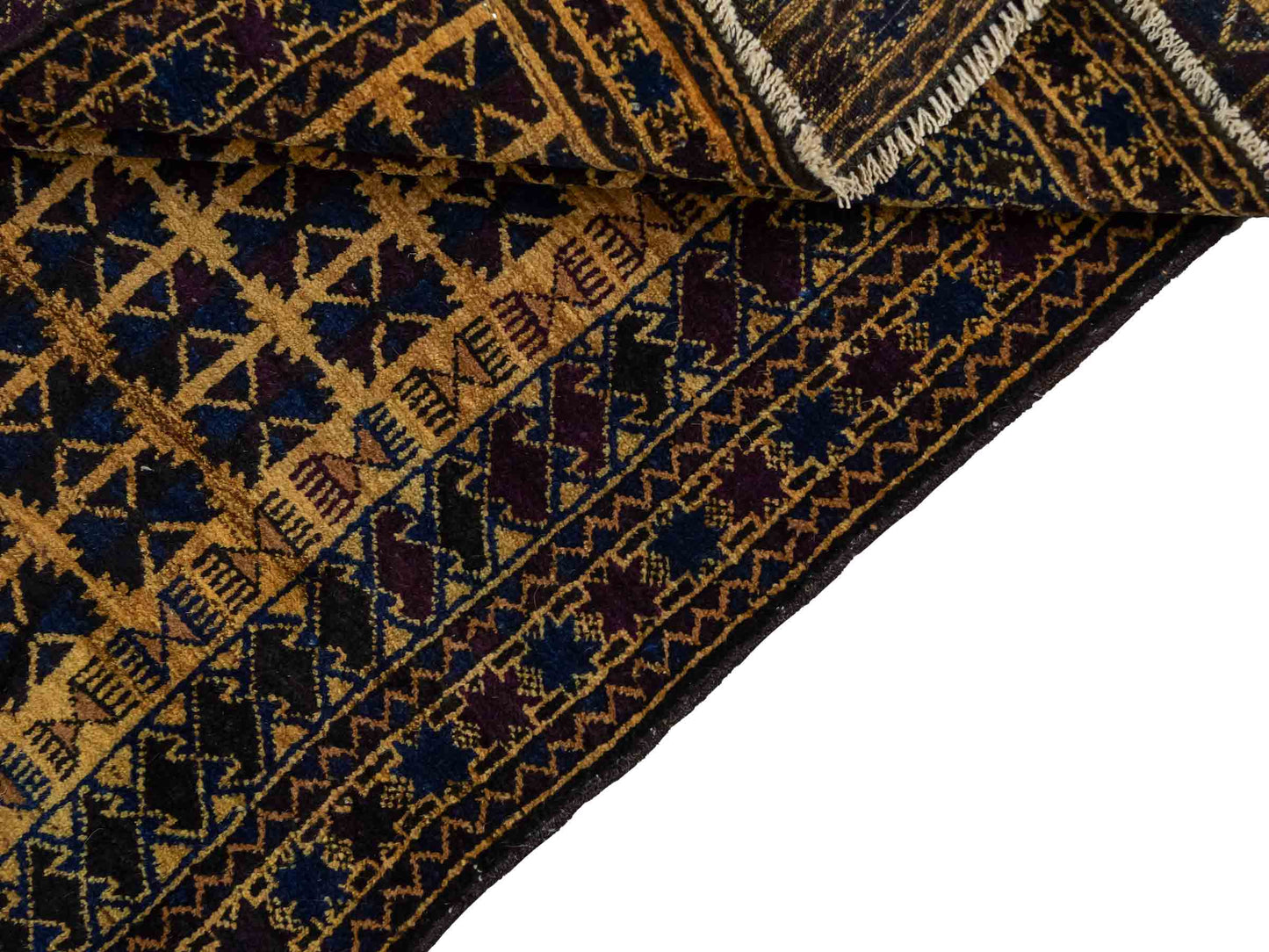Antiker, handgeknüpfter, afghanischer Belutsch Nomadenteppich aus Wolle von Khademi. Größe: 124 x 76 cm. Farbe: Blau, gold. Verkauf durch JUPITER Intl.