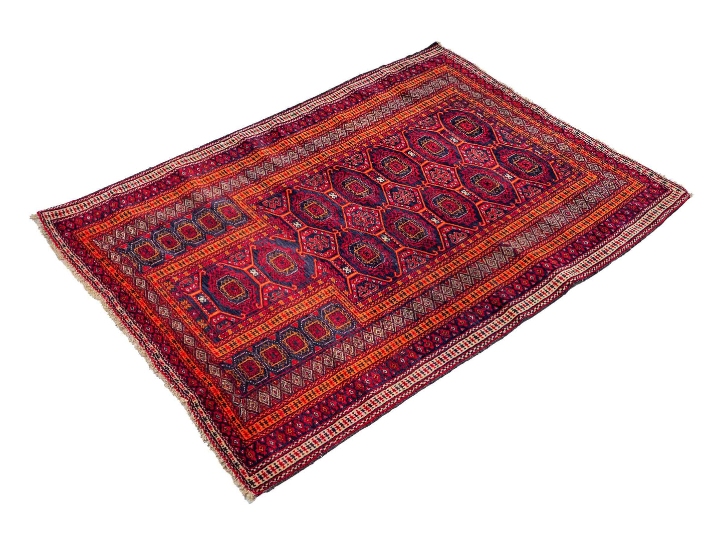 Antiker, handgeknüpfter, afghanischer Belutsch Nomadenteppich aus Wolle von Khademi. Größe: 127 x 91 cm. Farbe: Rot Verkauf durch JUPITER Intl.