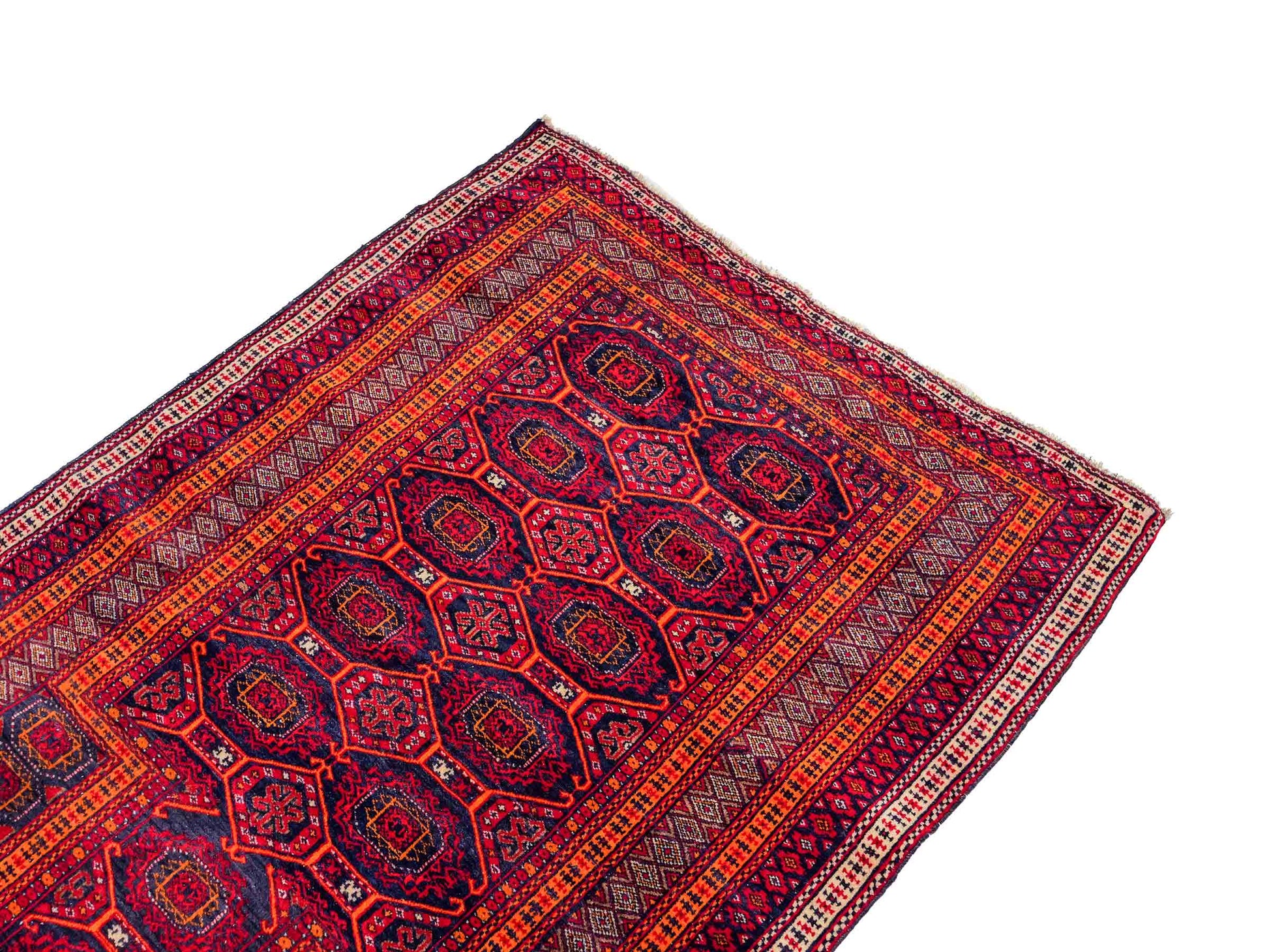Antiker, handgeknüpfter, afghanischer Belutsch Nomadenteppich aus Wolle von Khademi. Größe: 127 x 91 cm. Farbe: Rot Verkauf durch JUPITER Intl.