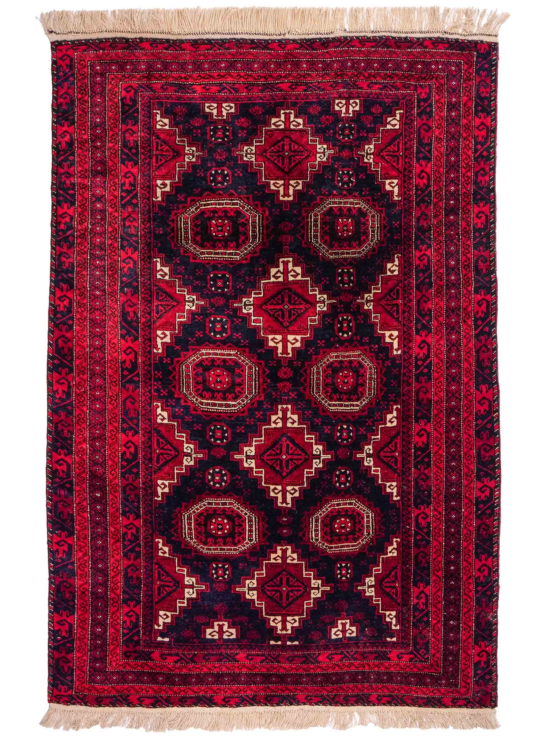 Handgeknüpfter, afghanischer Belutsch Nomadenteppich aus Wolle von Khademi. Größe: 173 x 117 cm. Farbe: Rot, blau. Verkauf durch JUPITER Intl.