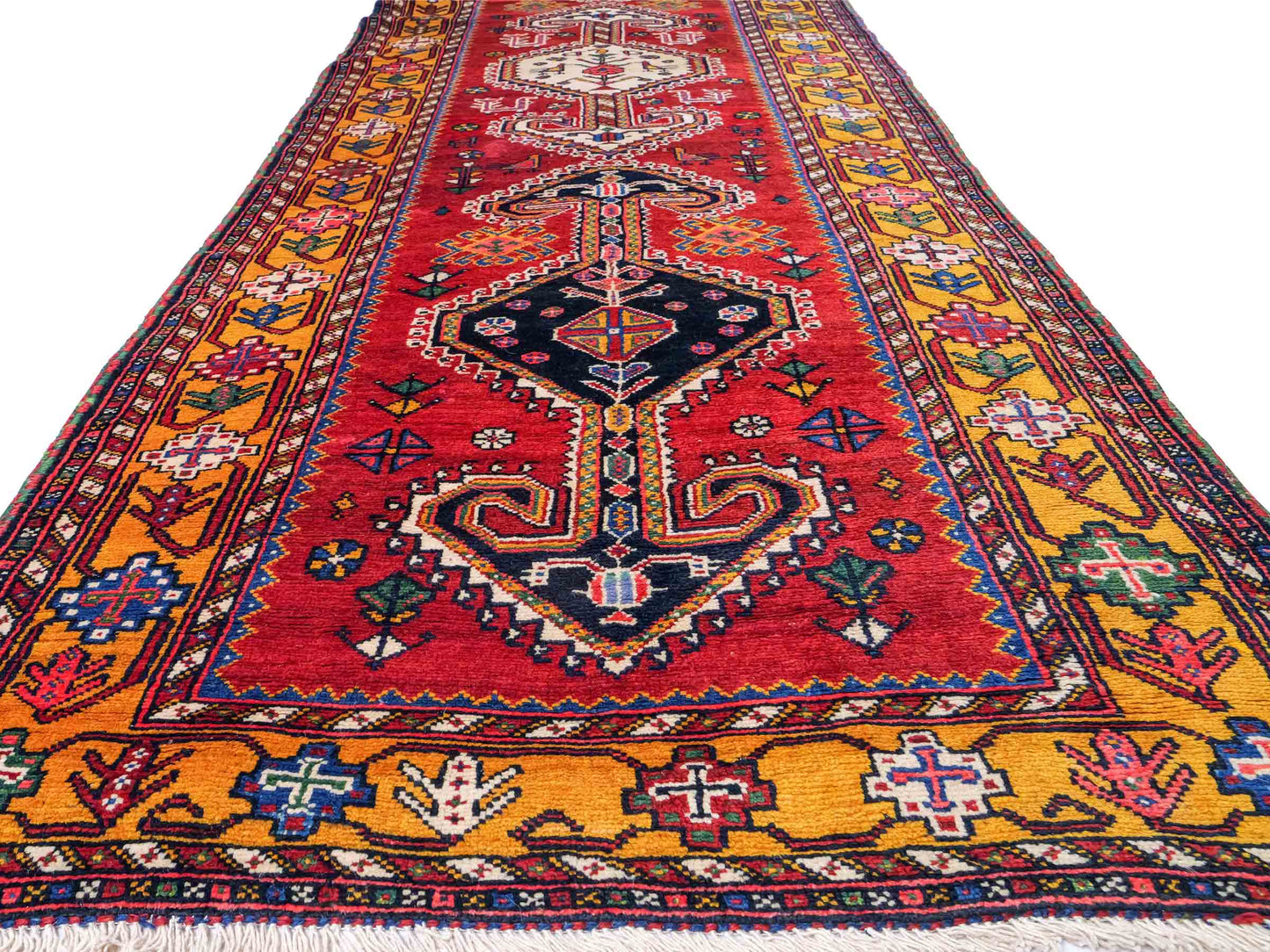 Feiner, handgeknüpfter, persischer Shiraz Nomadenteppich aus Wolle von Khademi. Farbe: Rot, beige, blau. Größe: 318 x 103 cm. Vertrieb durch JUPITER Intl.