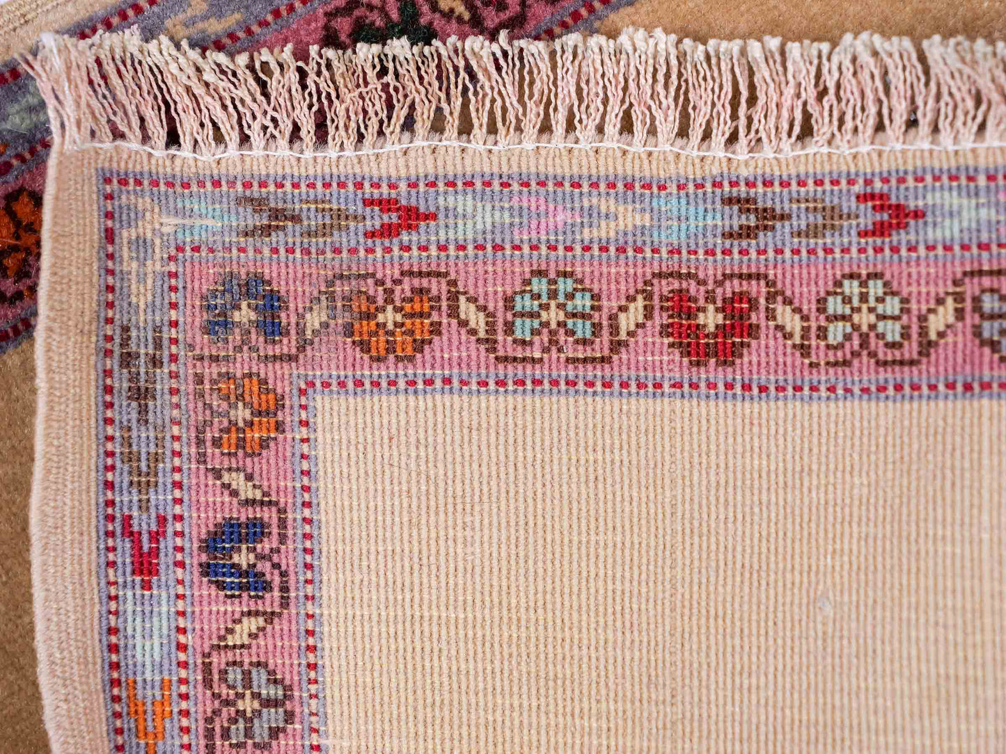 Antiker, handgeknüpfter Afghan Orientteppich aus Wolle von Khademi. Größe: 40 x 40 cm. Farbe: Beige. Verkauf durch JUPITER Intl.