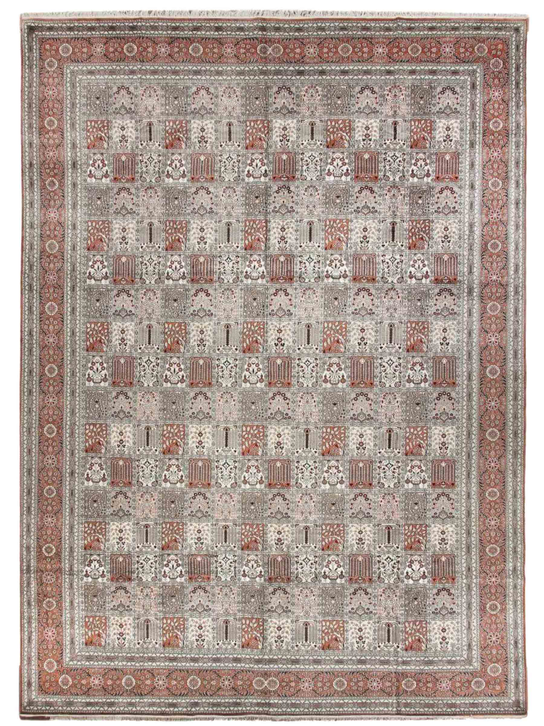 Sehr feiner, handgeknüpfter, chinesischer Orientteppich mit Ghom Design aus Kunstseide, braun, creme, oliv. 545x373 cm. Verkauf durch Jupiter Intl.