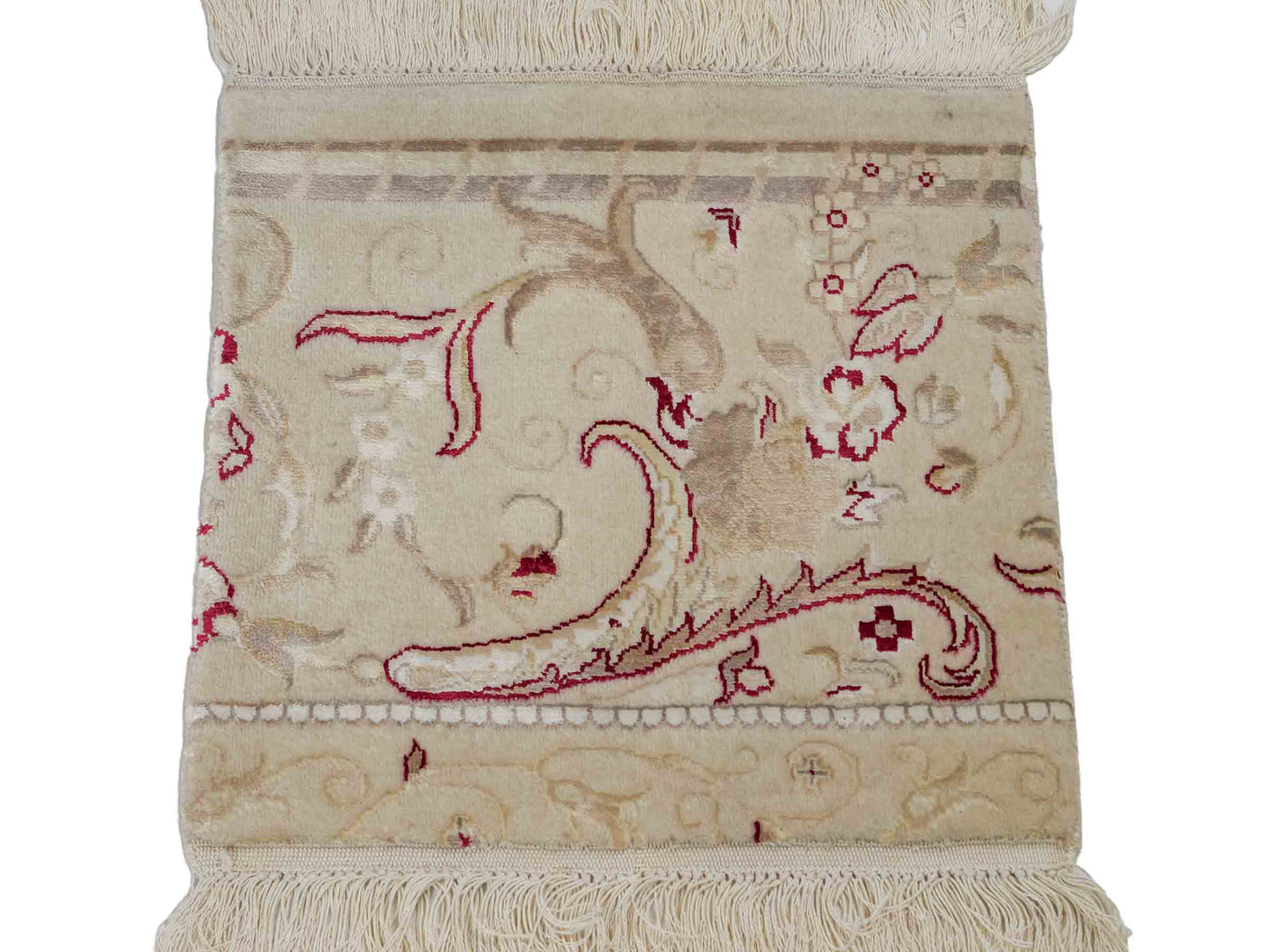 Sehr feiner, handgeknüpfter Khademi Orientteppich mit Haj Jalili Design aus Wolle mit Viskose, weiß, creme, rot. 40x39 cm. Verkauf durch Jupiter Intl.