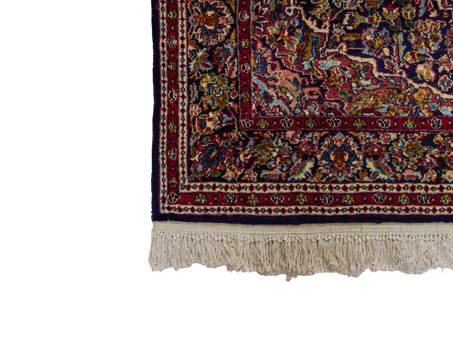 Feiner, handgeknüpfter Indo Isfahan Orientteppich aus Wolle von Khademi. Größe: 188 x 123 cm. Farbe: Blau, rot. Verkauf durch JUPITER Intl.