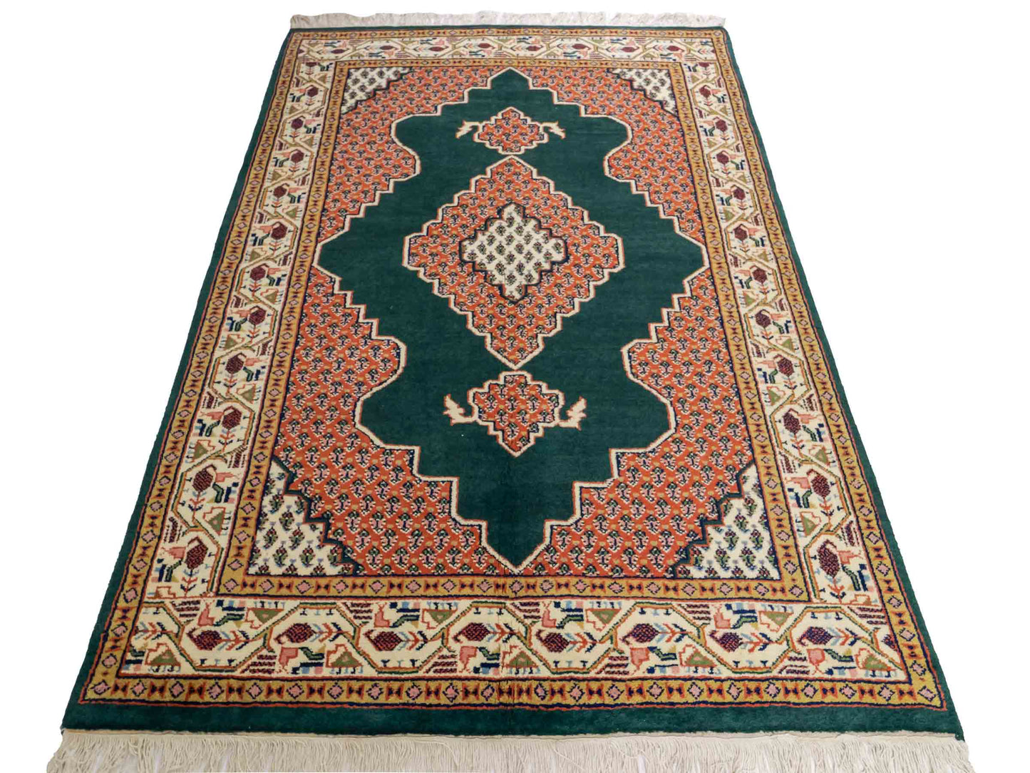 Feiner, handgeknüpfter Indo Sarough Mir Orientteppich aus Wolle von Khademi. Größe 202 x 125 cm. Farbe: Grün, rot, beige, cremeweiß. Verkauf durch JUPITER Intl.