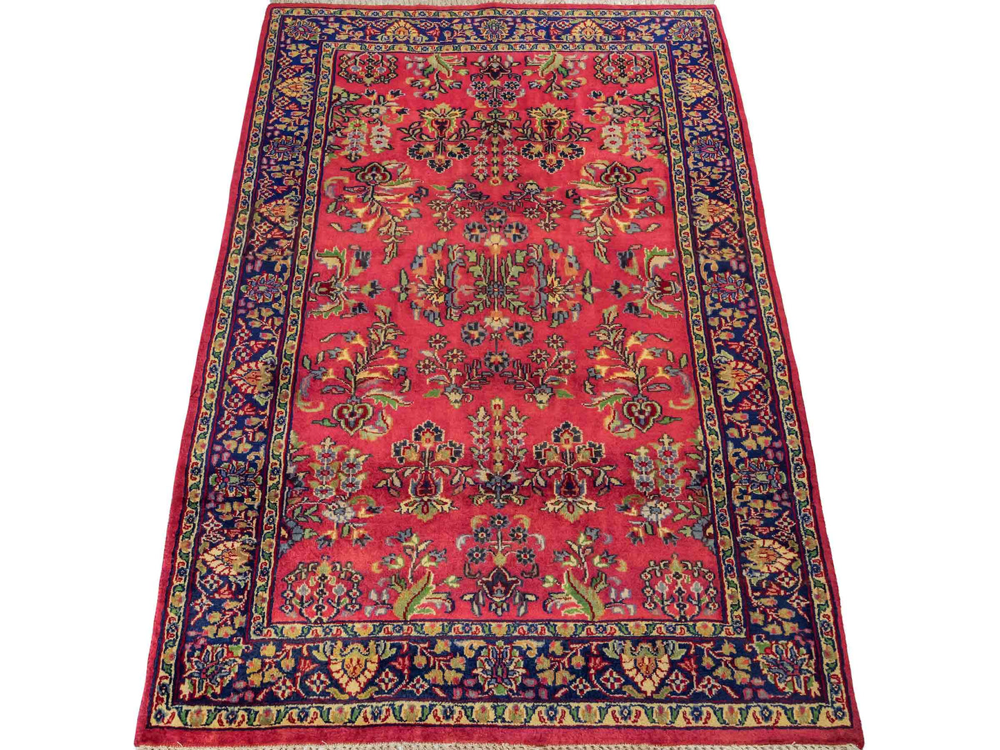 Handgeknüpfter, indischer Orientteppich mit Sarough Design von Khademi aus Wolle, rot. 172x116 cm. Verkauf durch Jupiter Intl.