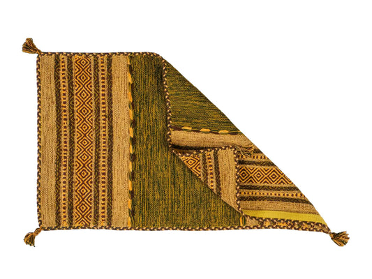 Handgewebter, moderner Indo Kelim Orientteppich von Khademi aus Baumwolle, grün, mehrfarbig. Geometrisches Design. Von Hand gewebt in Indien. Größe: 110x70cm. Teppichnummer: KB4-1647. Verkauf durch Jupiter Intl.