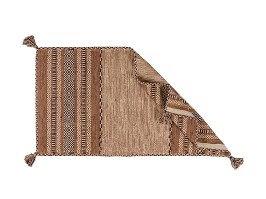 Handgewebter, moderner Indo Kelim Orientteppich von Khademi aus Baumwolle, beige. Geometrisches Design. Von Hand gewebt in Indien. Größe: 150x80cm. Teppichnummer: KB4-1656. Verkauf durch Jupiter Intl.