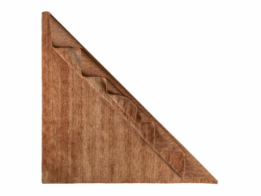 Moderner, Handloom Gabbeh Orientteppich von Khademi aus Wolle, braun. Einfarbiges Uni-Design. Produziert in Indien. Größe: 241x235cm. Teppichnummer: KB4-1598. Verkauf durch Jupiter Intl.