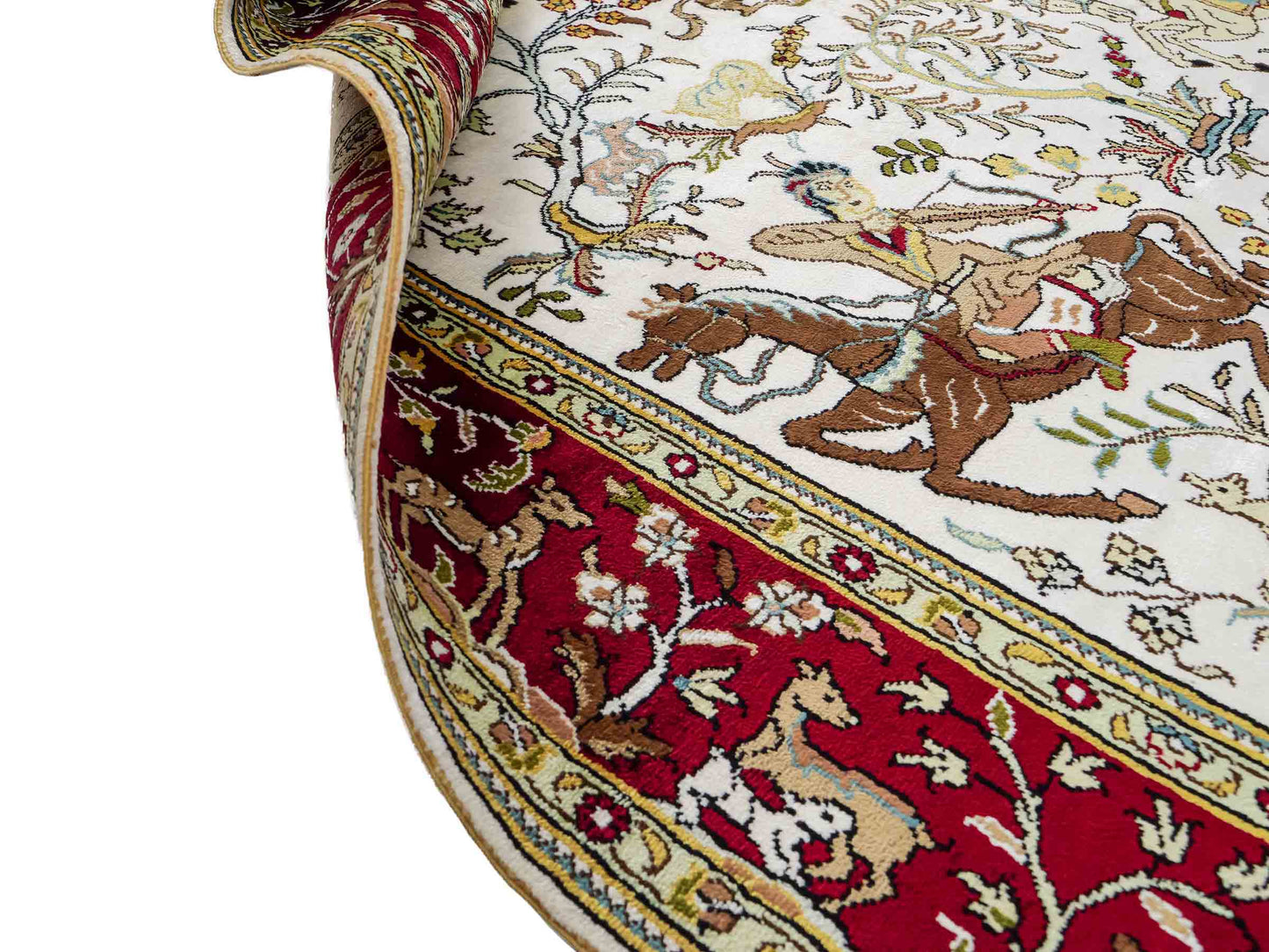 Feiner, handgeknüpfter, chinesischer Orientteppich mit Ghom Design aus Kunstseide, weiß, rot, creme. 180x123 cm. Verkauf durch Jupiter Intl.