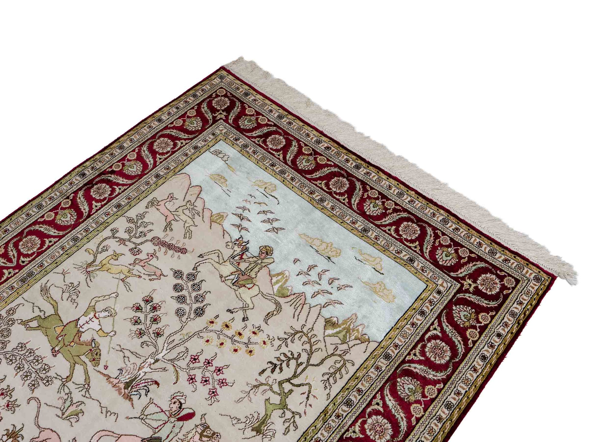 Feiner, handgeknüpfter, chinesischer Orientteppich mit Ghom Design aus Kunstseide, creme, rot, blau. 183x125 cm. Verkauf durch Jupiter Intl.