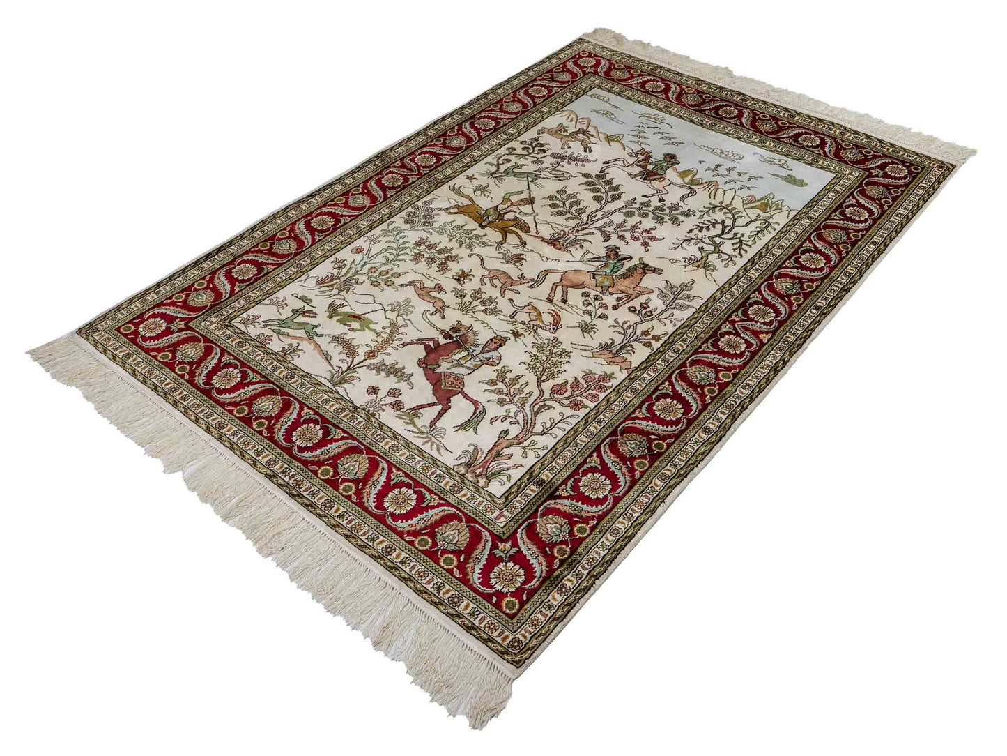 Feiner, handgeknüpfter Art Ghom aus Kunstseide. Ursprung China. Größe: 185 x 123 cm. Hauptfarben: Weiß, Creme, Rot. Vertrieb durch JUPITER Intl.