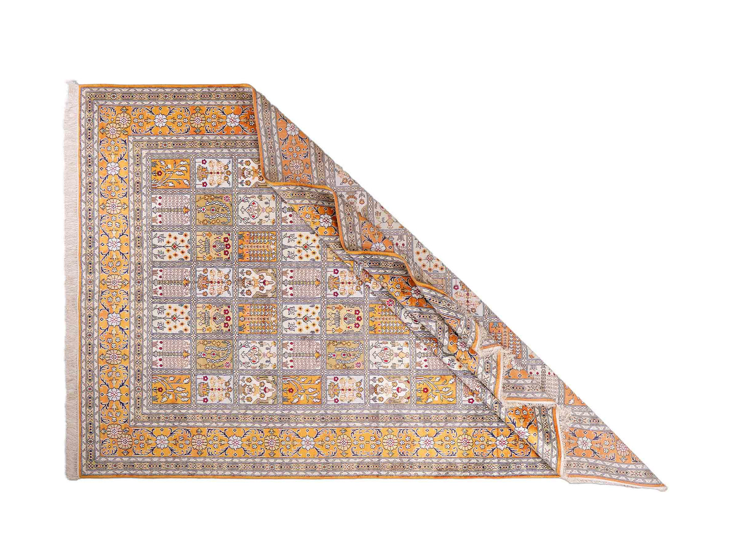 Feiner, handgeknüpfter, chinesischer Orientteppich mit Ghom Design aus Kunstseide, braun, oliv, creme. 267x181 cm. Verkauf durch Jupiter Intl.