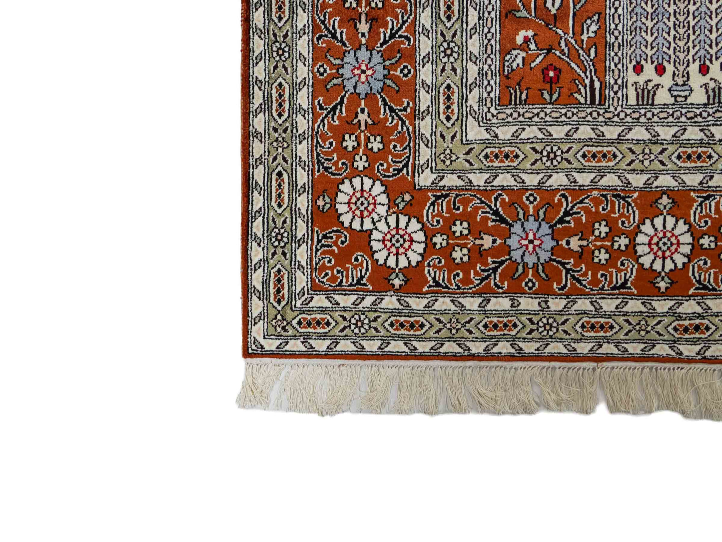 Feiner, handgeknüpfter, chinesischer Orientteppich mit Ghom Design aus Kunstseide, braun, multicolor. 268x181 cm. Verkauf durch Jupiter Intl.
