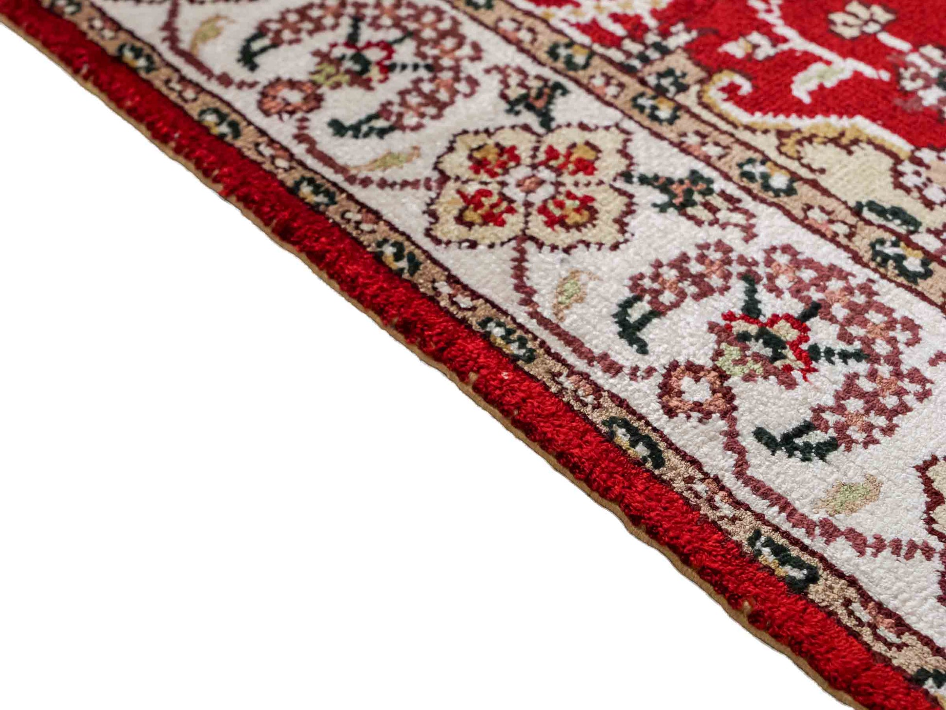 Feiner, handgeknüpfter, chinesischer Orientteppich mit Ghom Design aus Kunstseide, rot, creme, weiß. 91x62 cm. Verkauf durch Jupiter Intl.