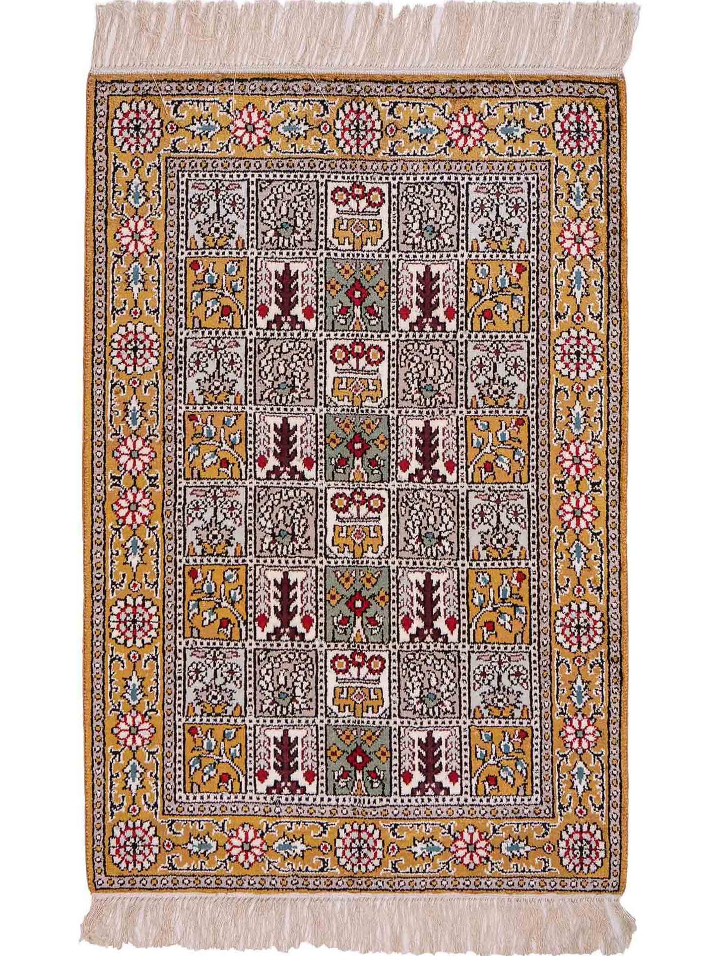 Feiner, handgeknüpfter, chinesischer Orientteppich mit Ghom Design aus Kunstseide, braun, oliv. 92x63 cm. Verkauf durch Jupiter Intl.
