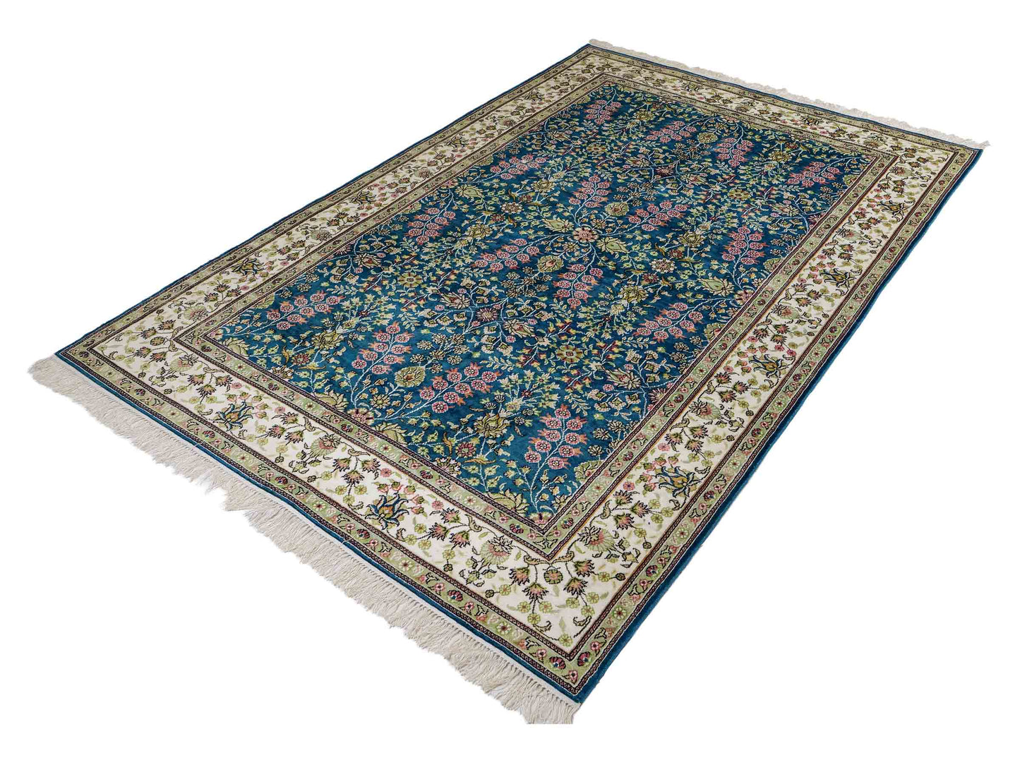 Feiner, handgeknüpfter, chinesischer Orientteppich mit Hereke Design aus Kunstseide, blau, creme, weiß. 242x155 cm. Verkauf durch Jupiter Intl.