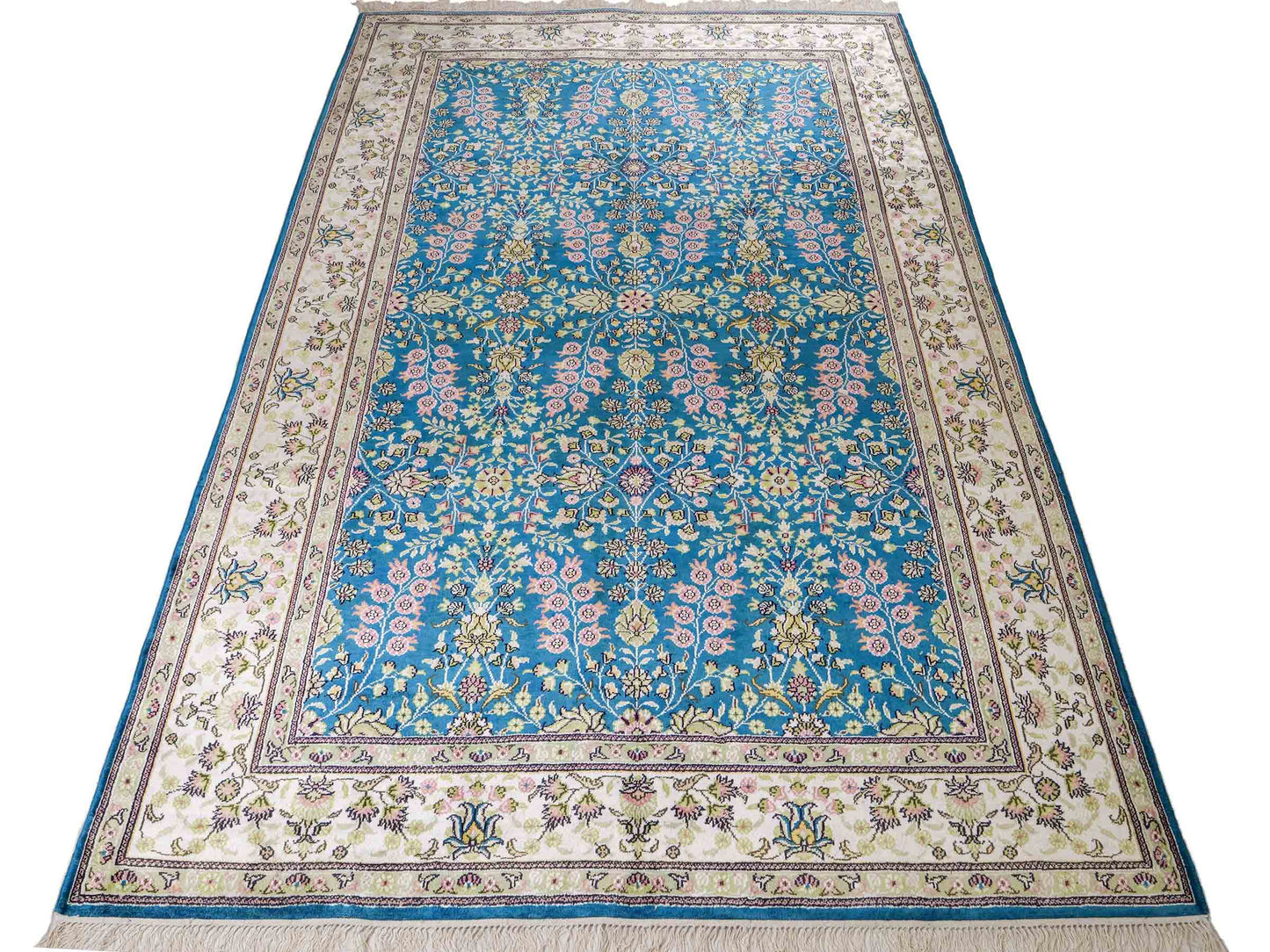 Feiner, handgeknüpfter, chinesischer Orientteppich mit Hereke Design aus Kunstseide, blau, creme, weiß. 242x155 cm. Verkauf durch Jupiter Intl.