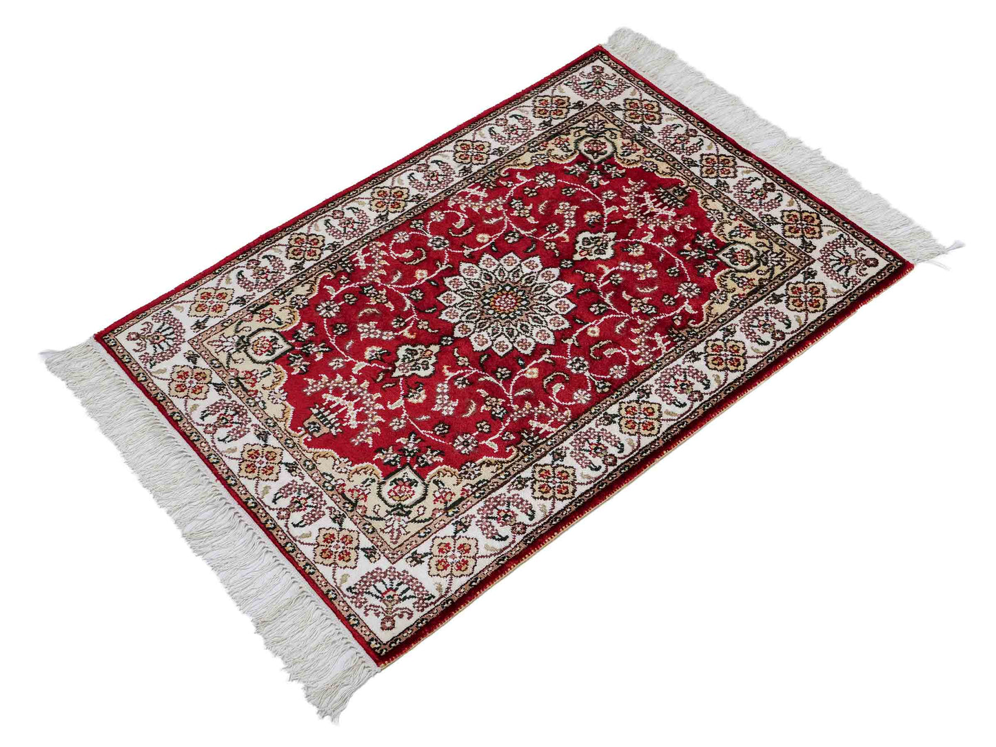 Feiner, handgeknüpfter, chinesischer Orientteppich mit Hereke Design aus Kunstseide, rot, weiß, creme. 91x62 cm. Verkauf durch Jupiter Intl.