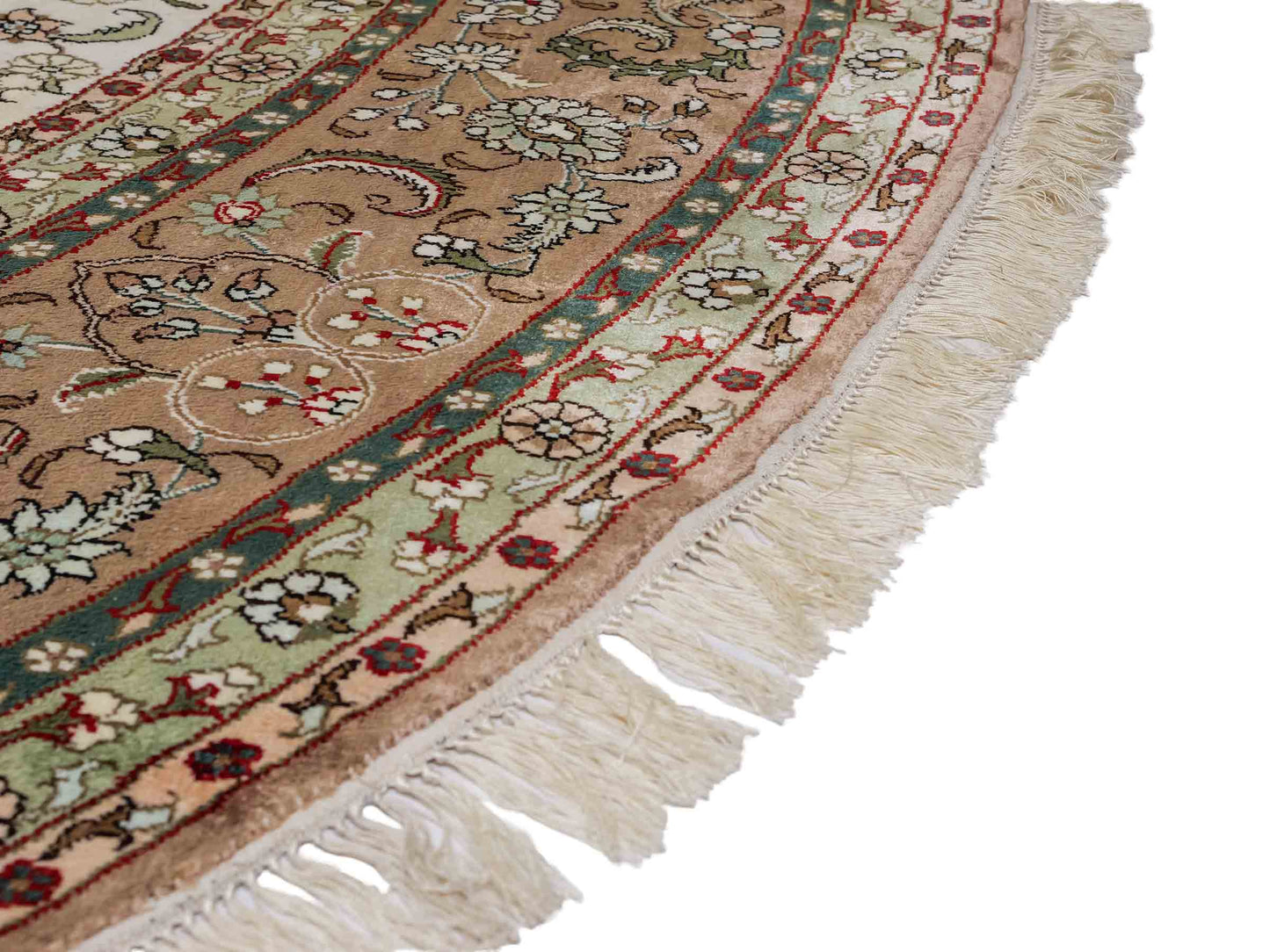 Feiner, handgeknüpfter, runder, chinesischer Orientteppich mit Ghom Design aus Kunstseide, creme, weiß. 303x303 cm. Verkauf durch Jupiter Intl.