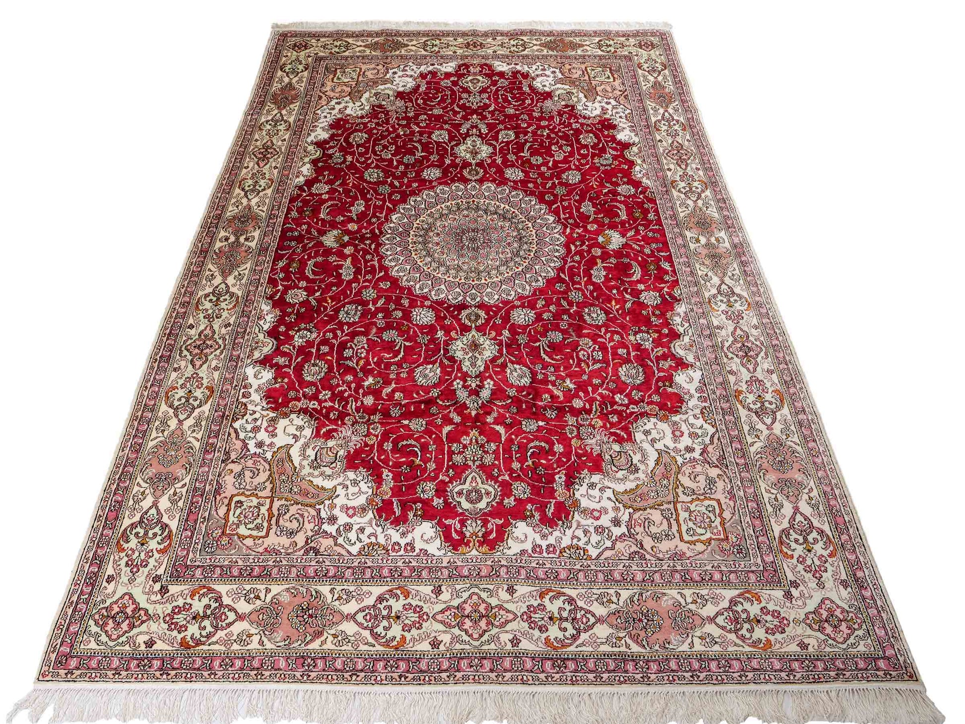 Feiner, handgeknüpfter China Nain Orientteppich aus Kunstseide, rot, creme, weiß. 278x183 cm. Verkauf durch Jupiter Intl.