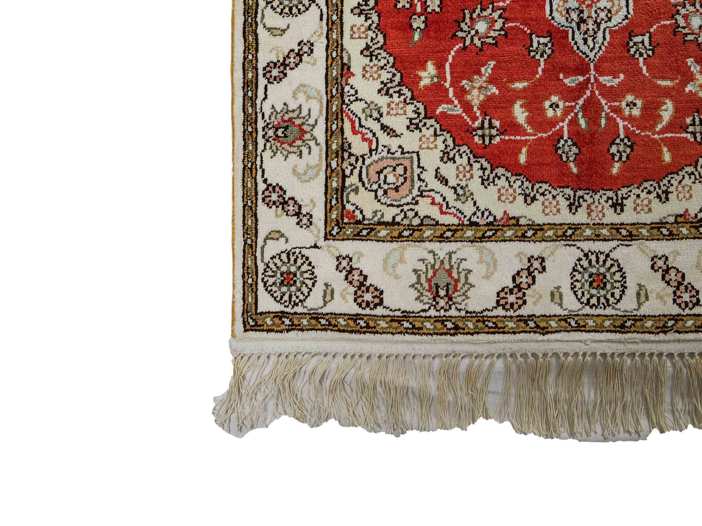 Feiner, handgeknüpfter, chinesischer Orientteppich mit Nain Design aus Kunstseide, rot, weiß, creme. 93x61 cm. Verkauf durch Jupiter Intl.