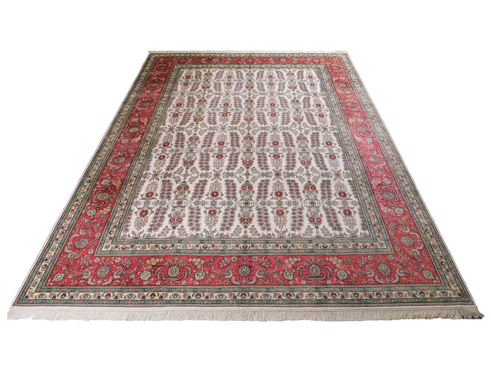 Feiner, handgeknüpfter, chinesischer Orientteppich mit Hereke Design aus Viskose, creme, weiß, rosa. 363x277 cm. Verkauf durch Jupiter Intl.