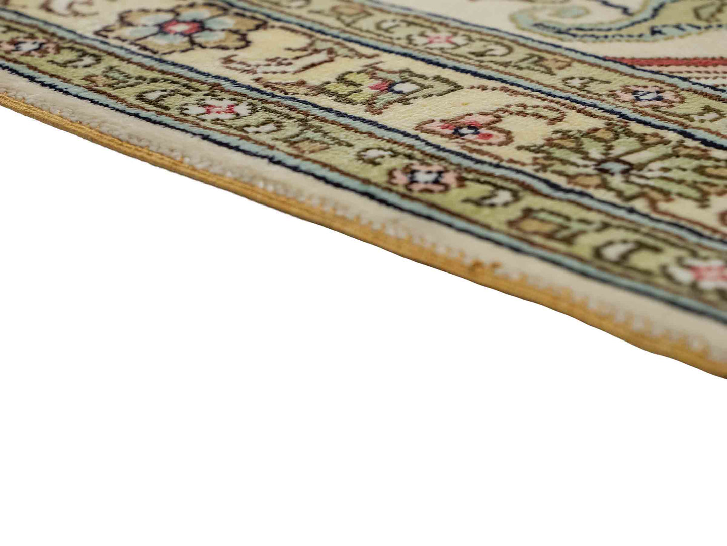 Feiner, handgeknüpfter, chinesischer Orientteppich mit Hereke Design aus Viskose, creme, weiß, rot, blau. 365x280 cm. Verkauf durch Jupiter Intl.