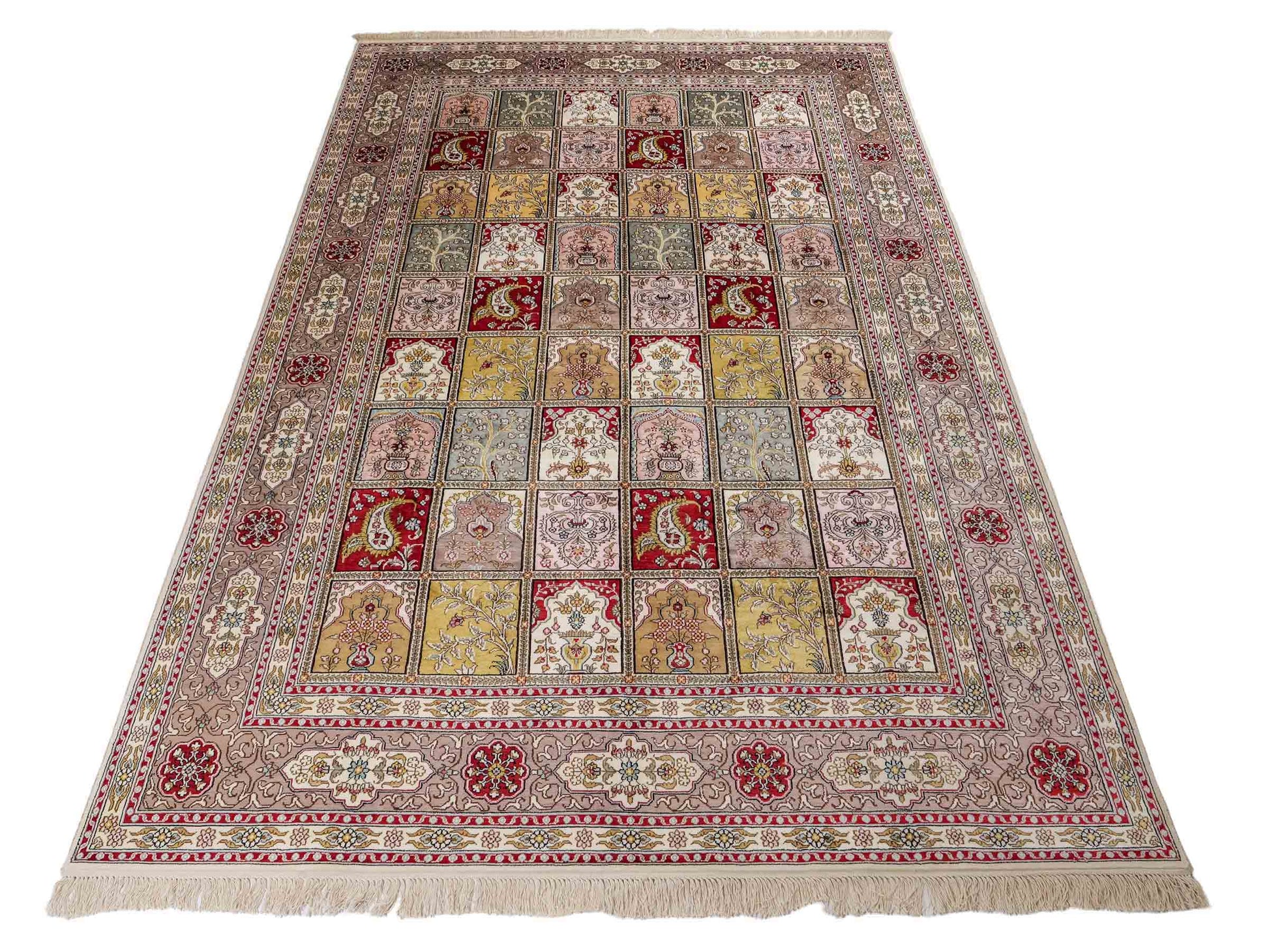 Feiner, handgeknüpfter, chinesischer Orientteppich mit Hereke Design aus Viskose, creme, weiß, multicolor. 258x183 cm. Verkauf durch Jupiter Intl.