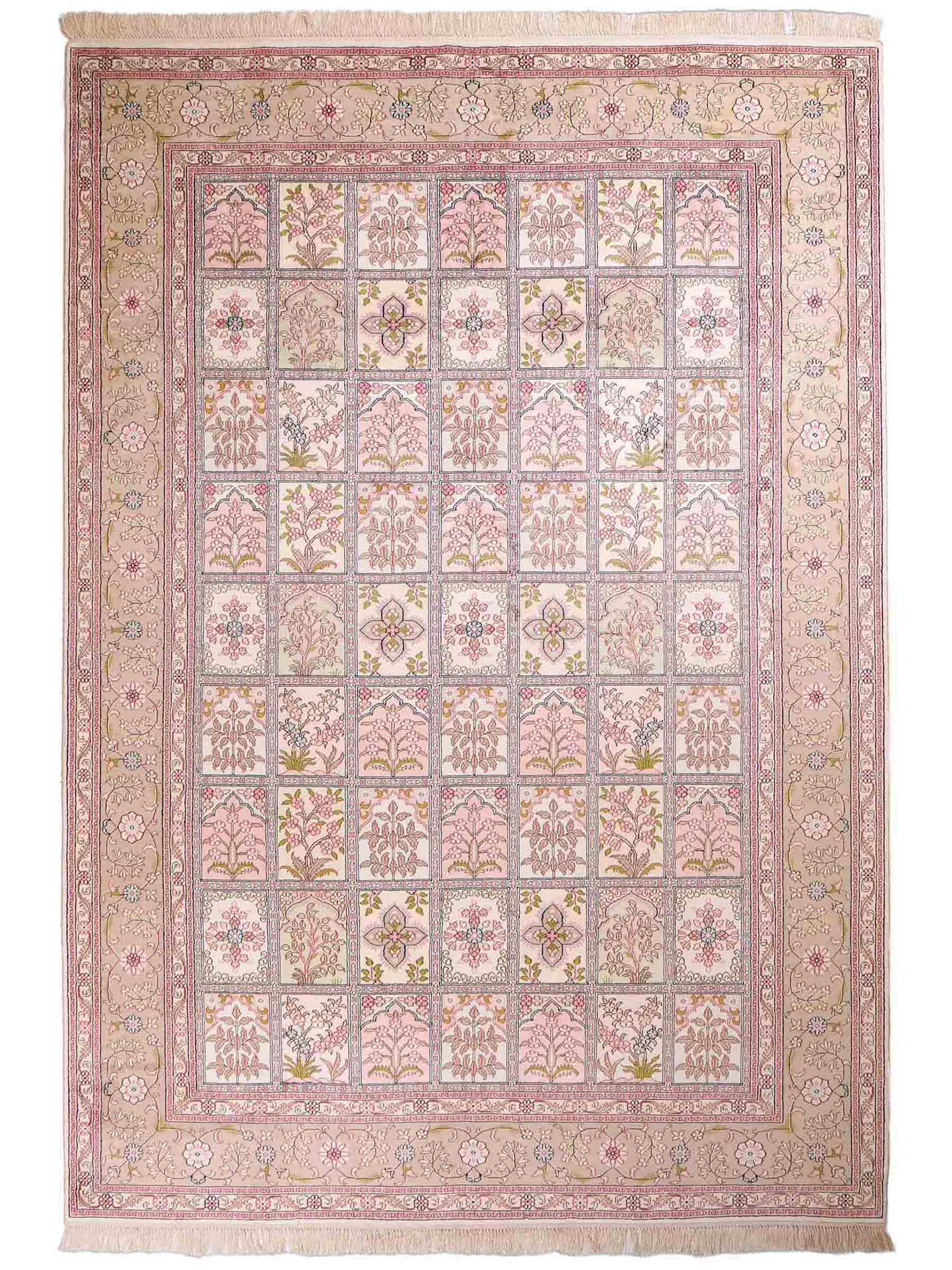 Sehr feiner, handgeknüpfter, chinesischer Orientteppich mit Hereke Design aus Viskose, creme, weiß, multicolor. 263x183 cm. Verkauf durch Jupiter Intl.