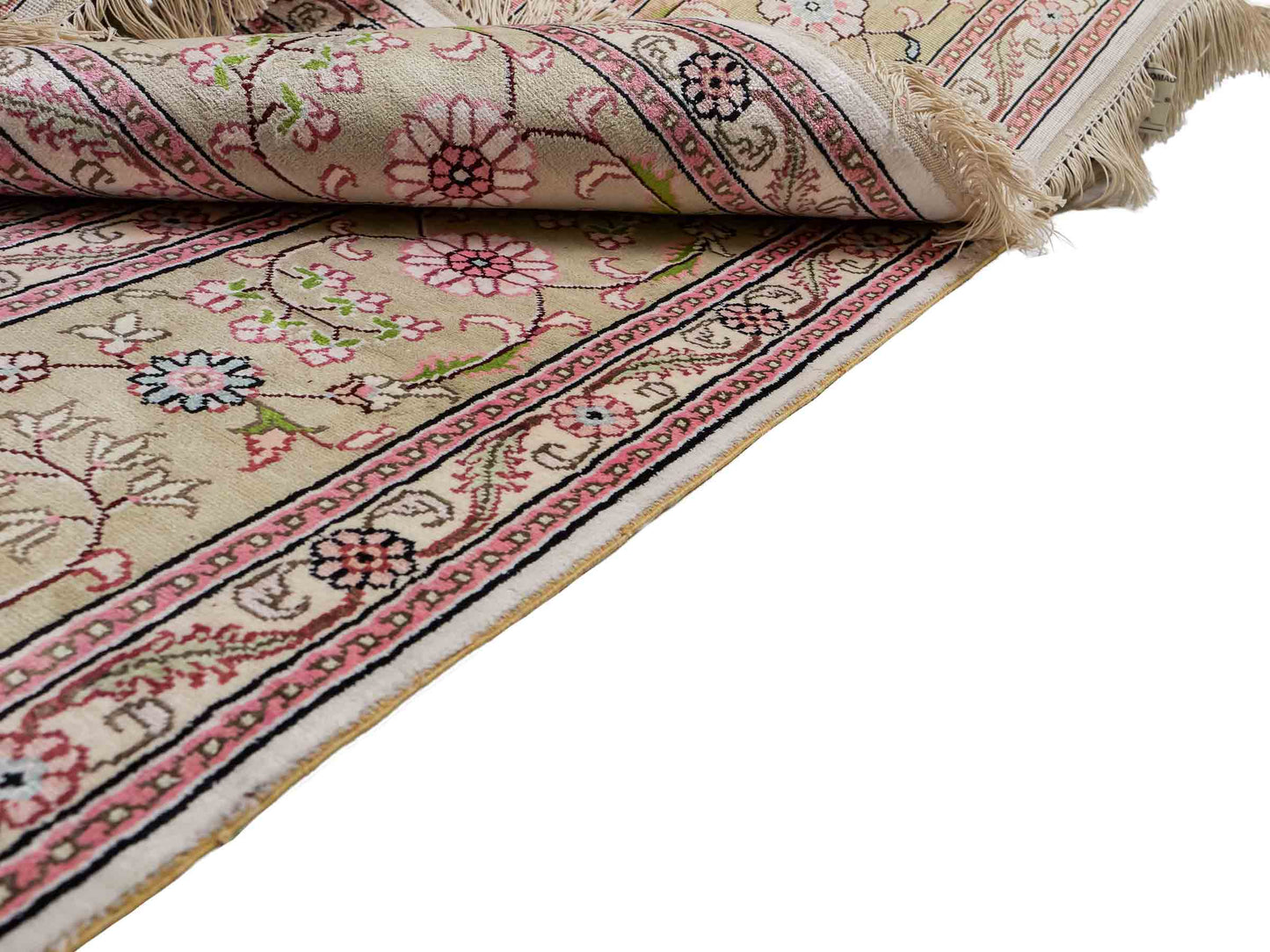 Sehr feiner, handgeknüpfter, chinesischer Orientteppich mit Hereke Design aus Viskose, creme, weiß, multicolor. 263x183 cm. Verkauf durch Jupiter Intl.