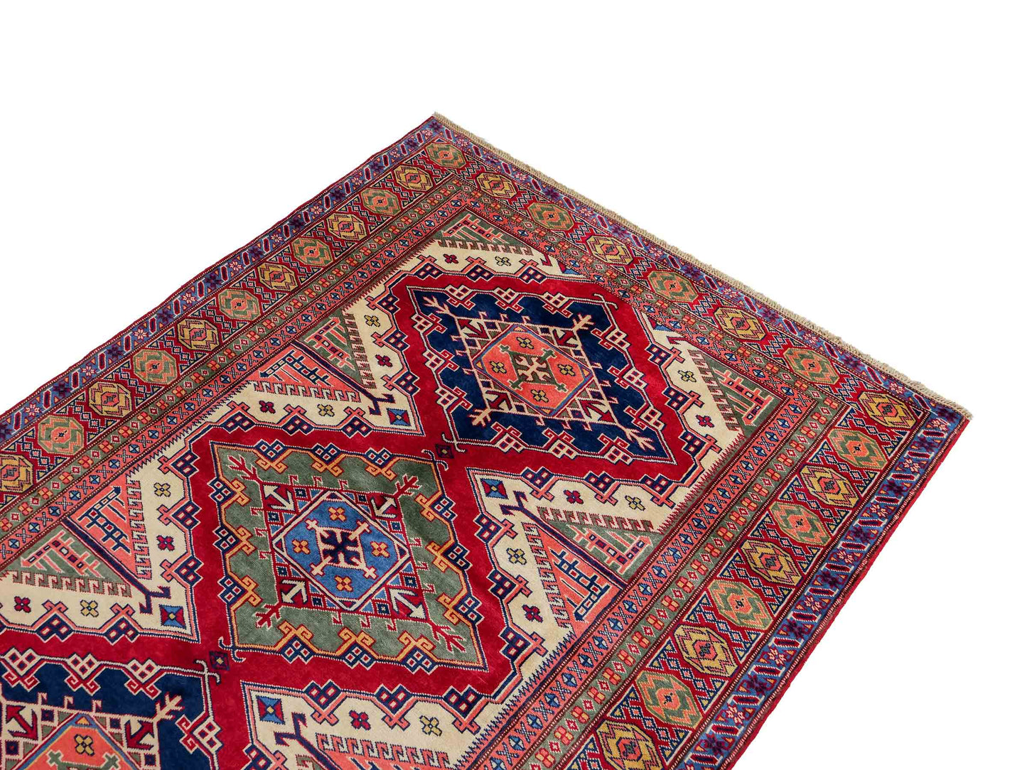 Handgeknüpfter, afghanischer Super Kazak Orientteppich aus Wolle von Khademi. Größe: 177 x 126 cm. Farbe: Rot, gelb, blau, cremeweiß. Verkauf durch JUPITER Intl.