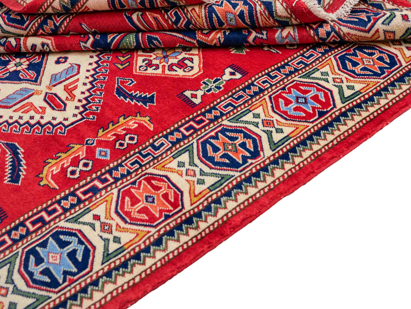 Handgeknüpfter, afghanischer Super Kazak Orientteppich aus Wolle von Khademi. Größe: 178 x 125 cm. Farbe: Rot, cremeweiß. Verkauf durch JUPITER Intl.