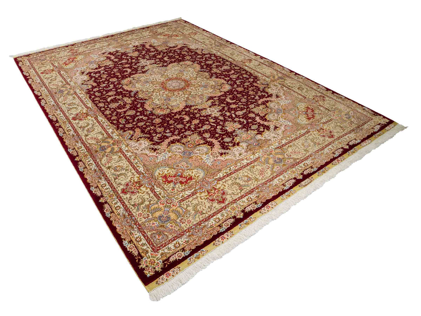 Sehr feiner, handgeknüpfter Khademi Orientteppich mit Täbriz Design aus Wolle mit Seide, creme, gold, rot. 297x207 cm. Vertrieb durch Jupiter Intl.