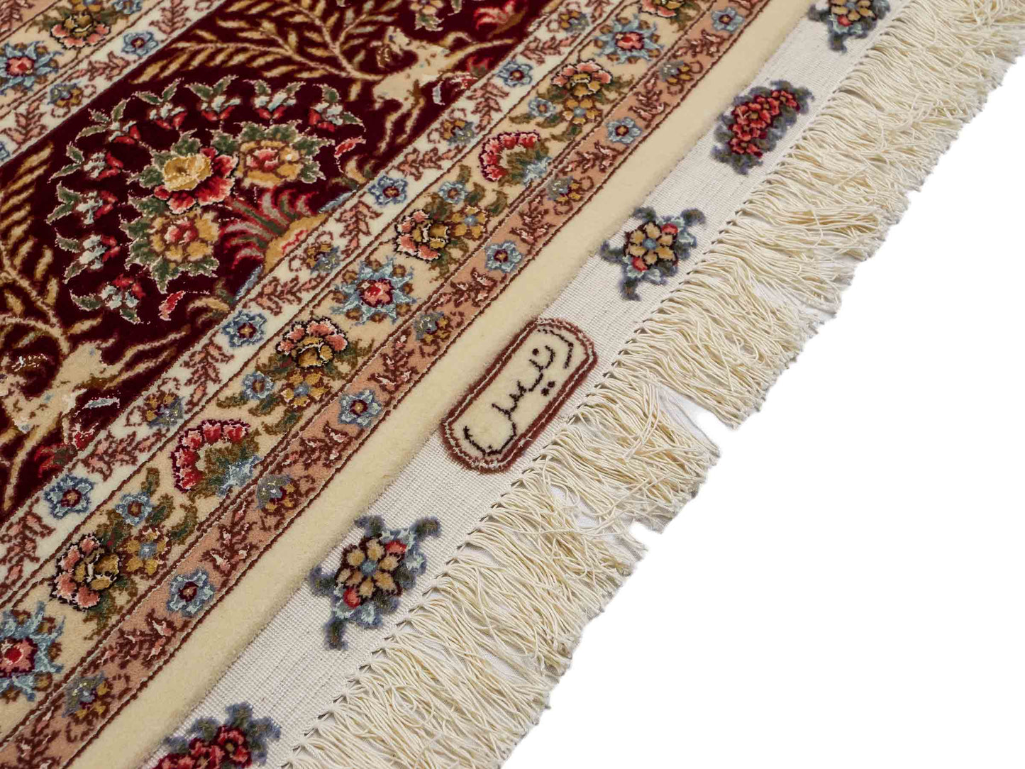 Sehr feiner, handgeknüpfter Khademi Orientteppich mit Täbriz Design aus Wolle mit Seide, creme, weiß, rot. 304x207 cm. Vertrieb durch Jupiter Intl.