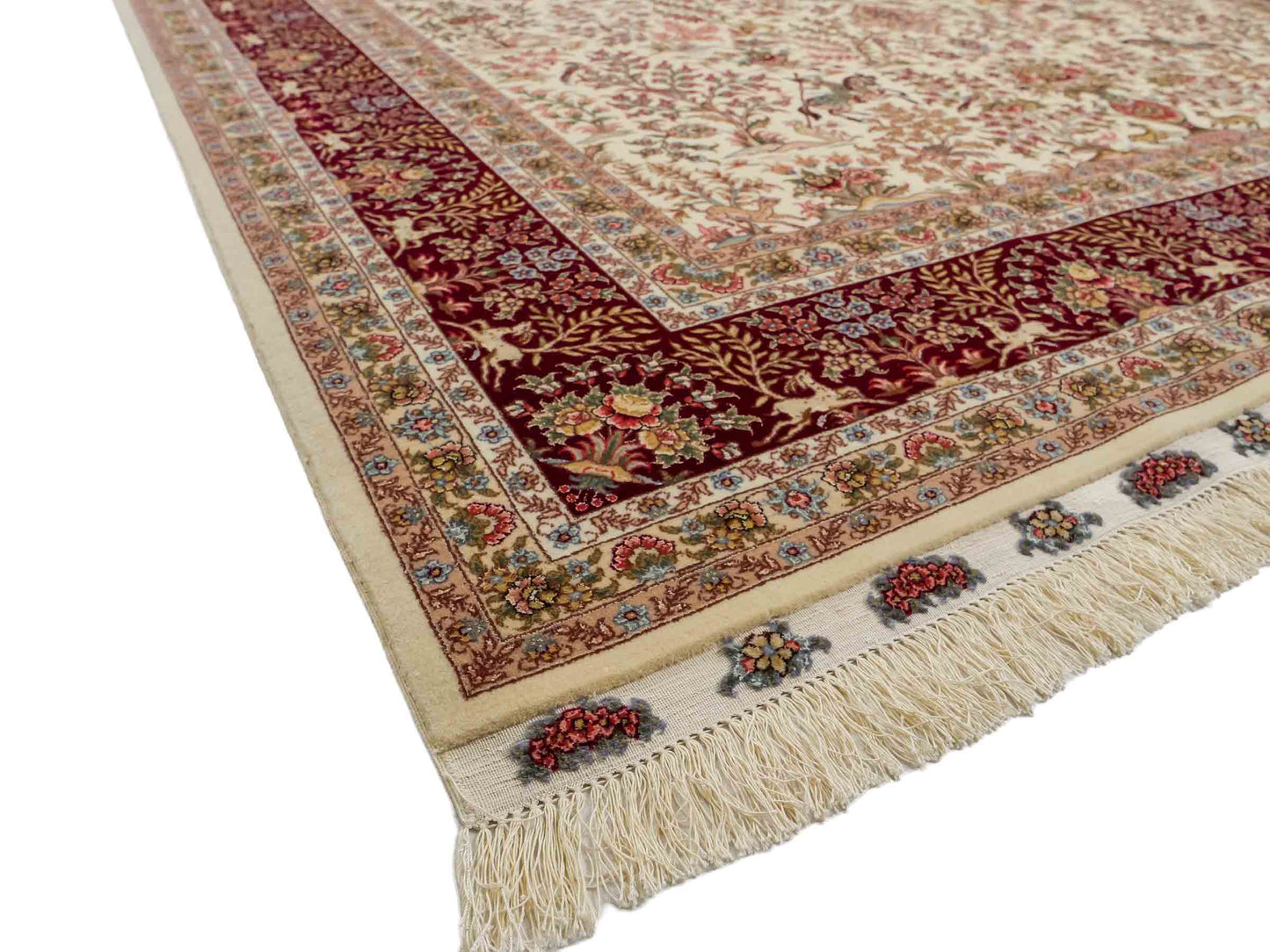 Sehr feiner, handgeknüpfter Khademi Orientteppich mit Täbriz Design aus Wolle mit Seide, creme, weiß, rot. 304x207 cm. Vertrieb durch Jupiter Intl.