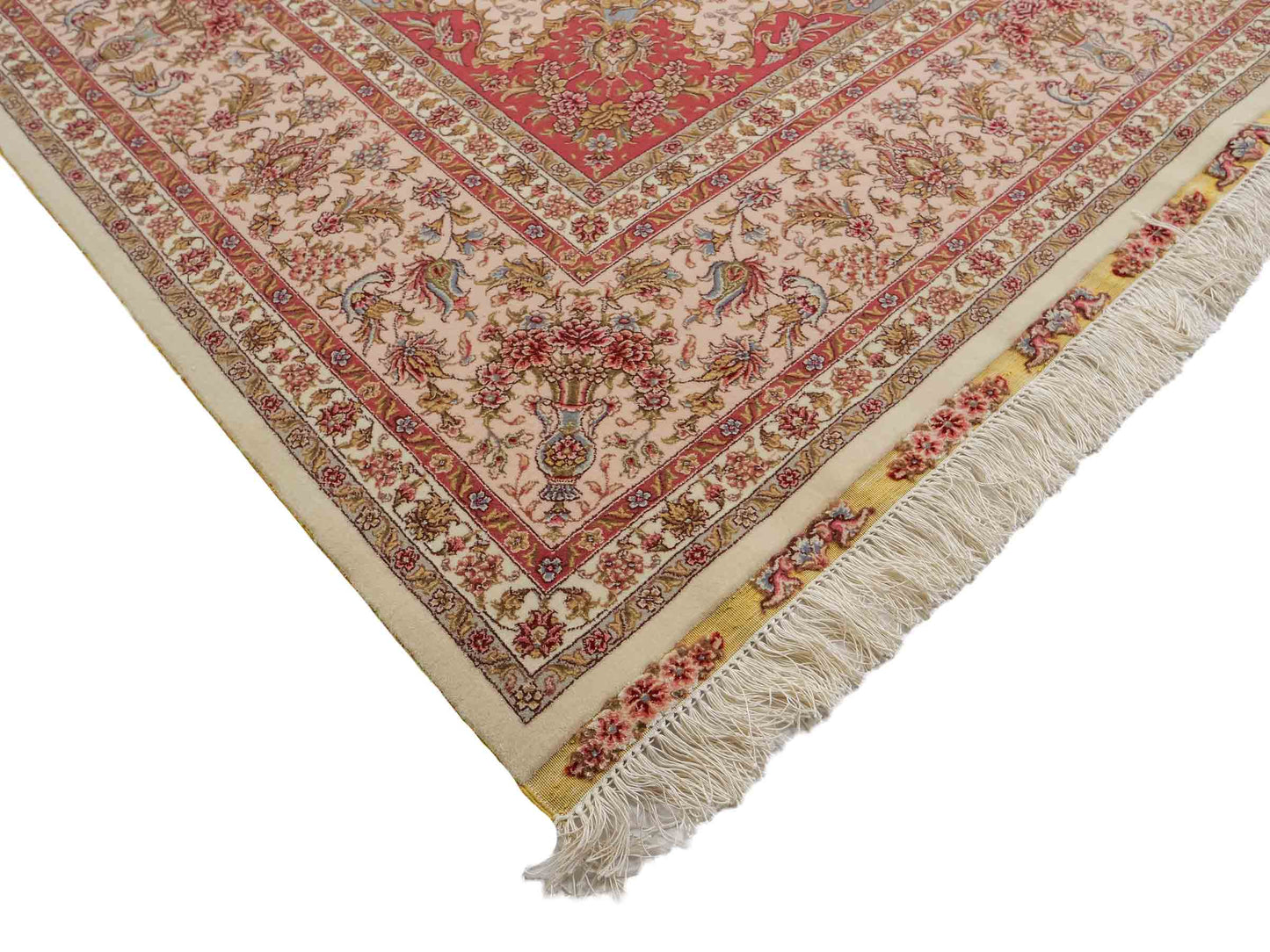 Sehr feiner, handgeknüpfter Khademi Orientteppich mit Täbriz Design aus Wolle mit Seide, creme, rosa. 306x206 cm. Vertrieb durch Jupiter Intl.