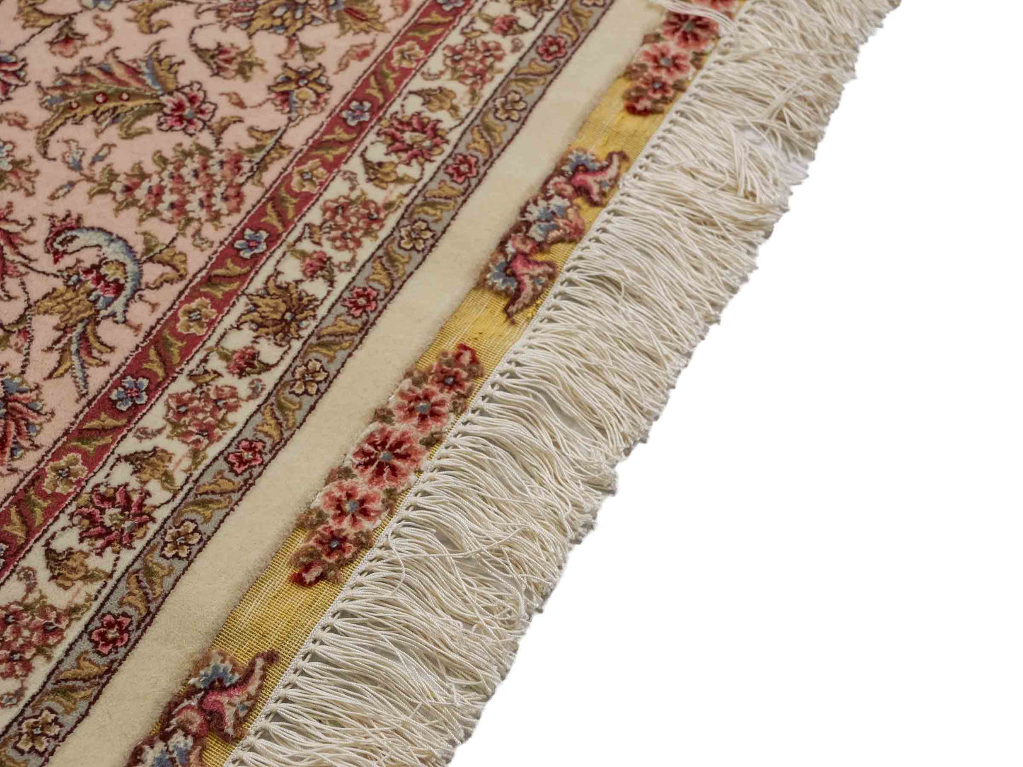 Sehr feiner, handgeknüpfter Khademi Orientteppich mit Täbriz Design aus Wolle mit Seide, creme, rosa. 306x206 cm. Vertrieb durch Jupiter Intl.