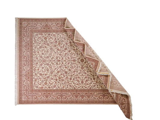 Sehr feiner, handgeknpüfter Khademi Orientteppich mit Täbriz Design aus Wolle mit Seide, creme, weiß. 306x208 cm. Vertrieb durch Jupiter Intl.