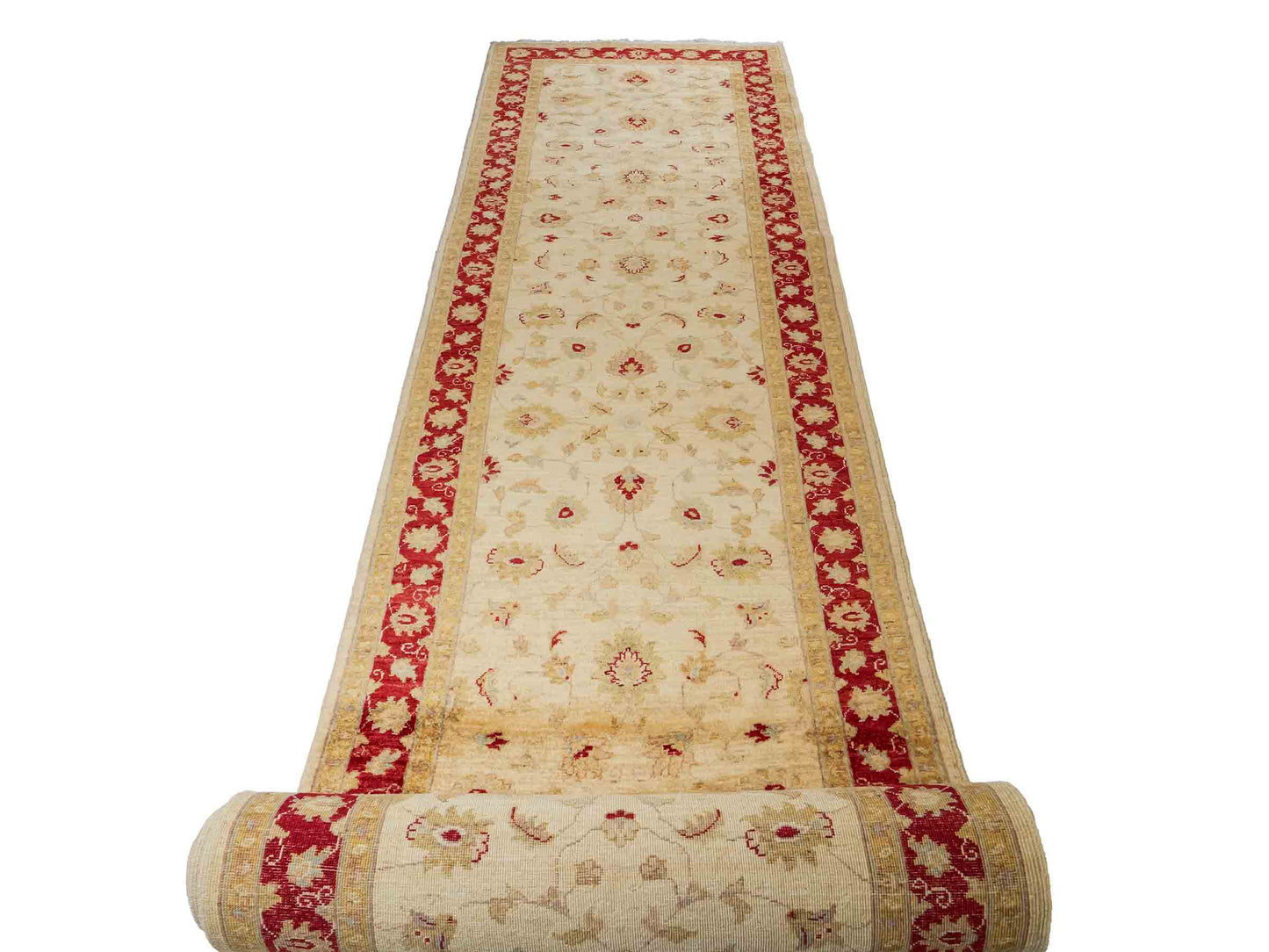 Handgeknüpfter, afghanischer Ziegler Farahan Orientteppich aus Wolle von Khademi. Größe: 588 x 104 cm, Läufer. Farbe: Beige, rot, gold. Verkauf durch JUPITER Intl.
