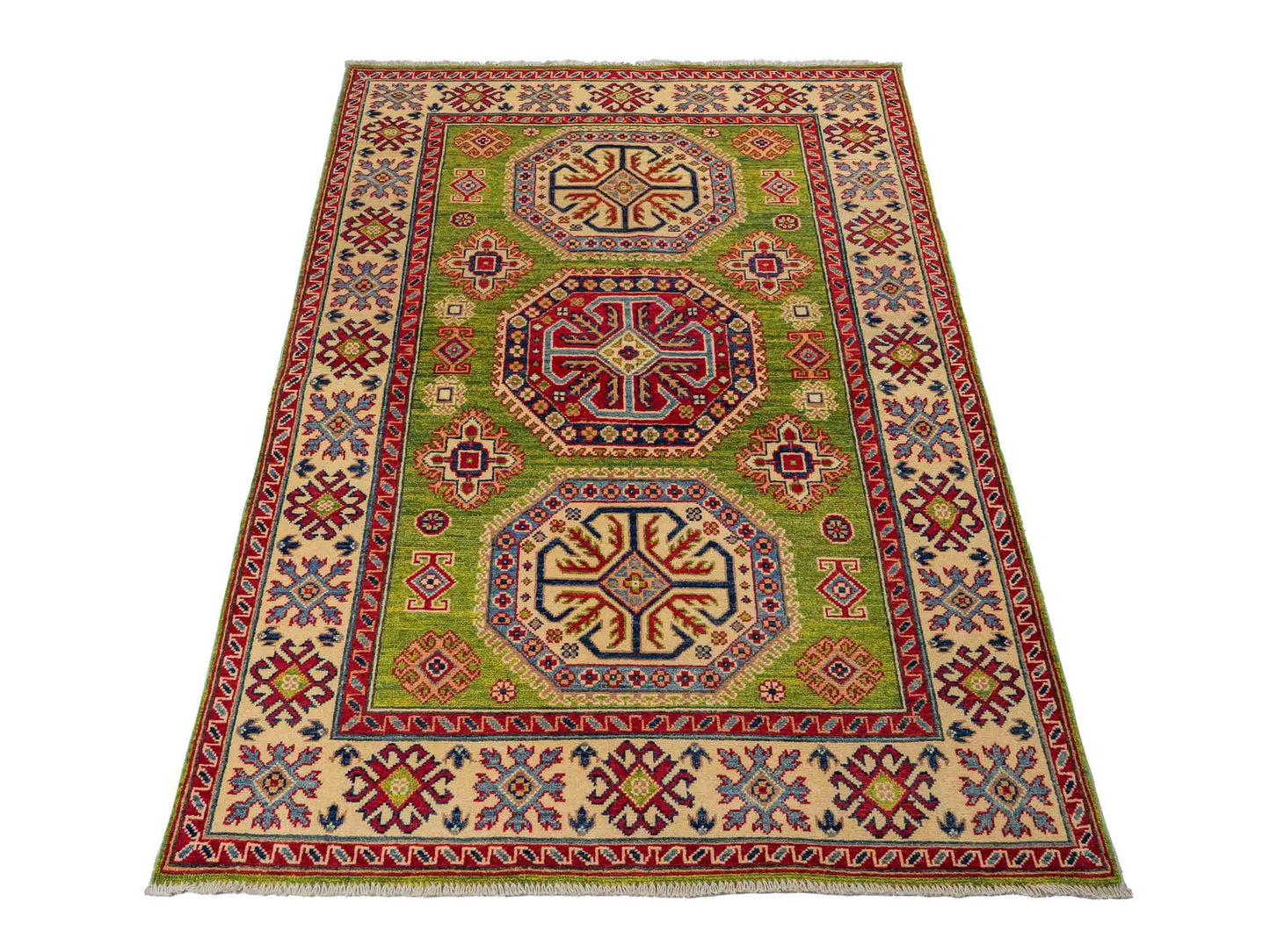 Feiner, handgeknüpfter Ziegler Kazak Chobi Orientteppich aus reiner Wolle mit geometrischem Medaillon-Muster von Khademi. Größe: 174 x 120 cm. Farbe: Grün. RB3-B1814. Ursprung: Afghanistan. Verkauf durch JUPITER Intl.
